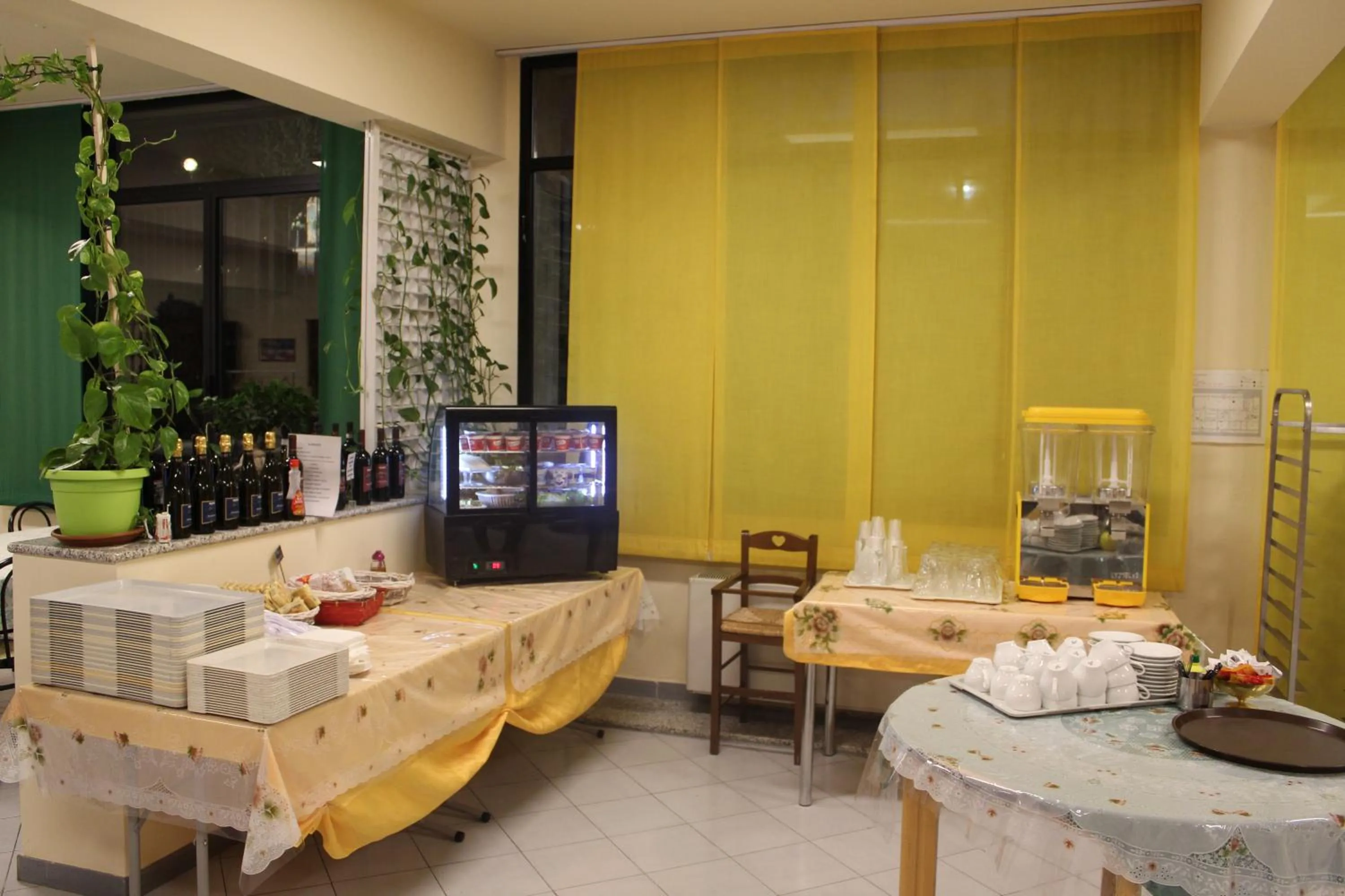 Italian breakfast in Ospitalità San Tommaso d'Aquino