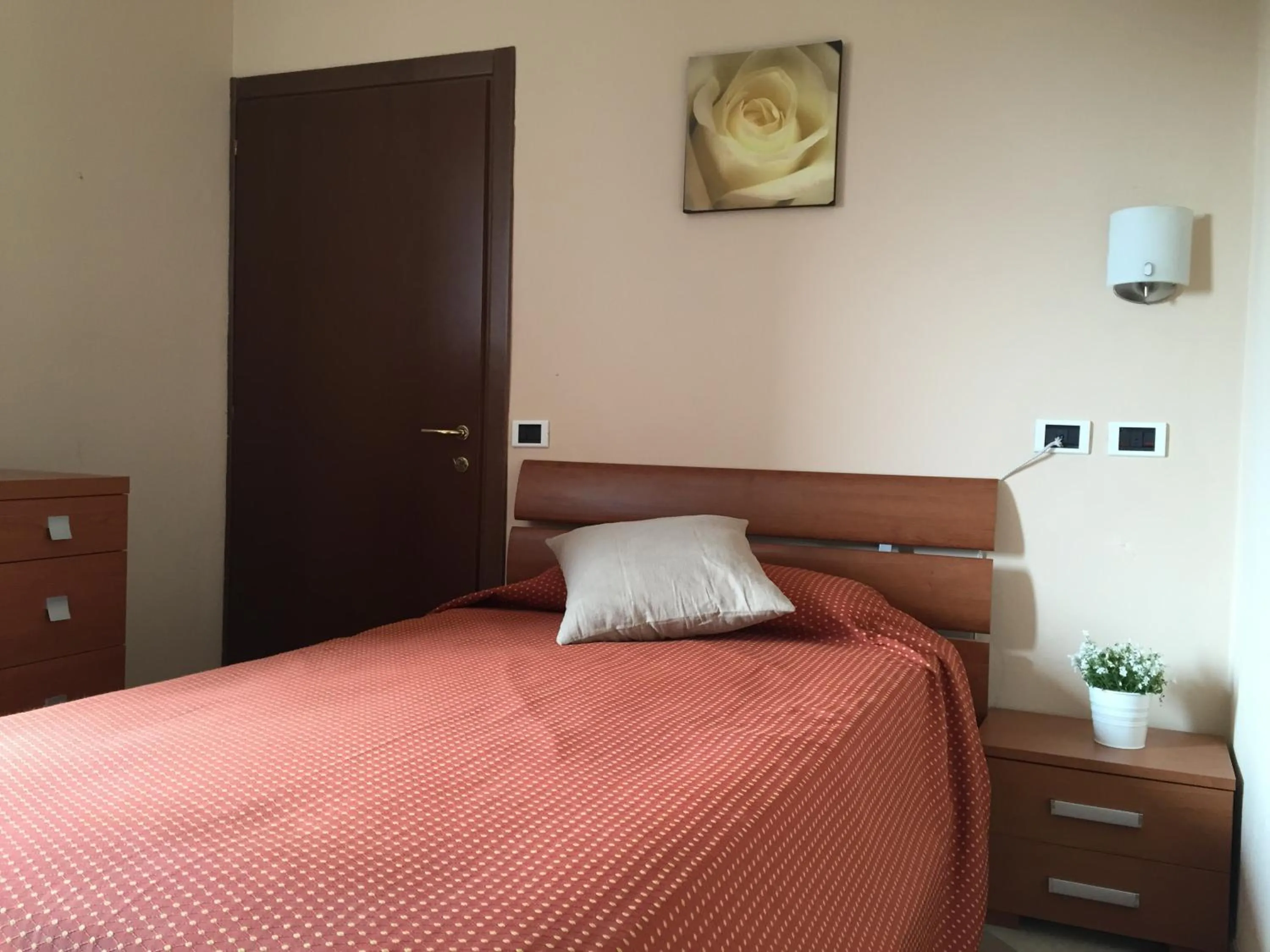 Bedroom, Bed in Hotel Villa San Fedele
