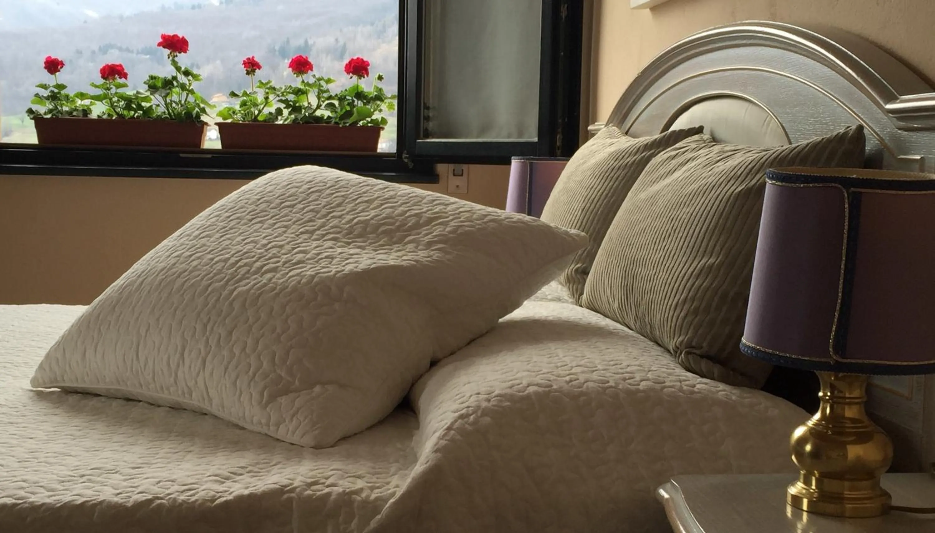 Decorative detail, Bed in Hotel Villa San Fedele