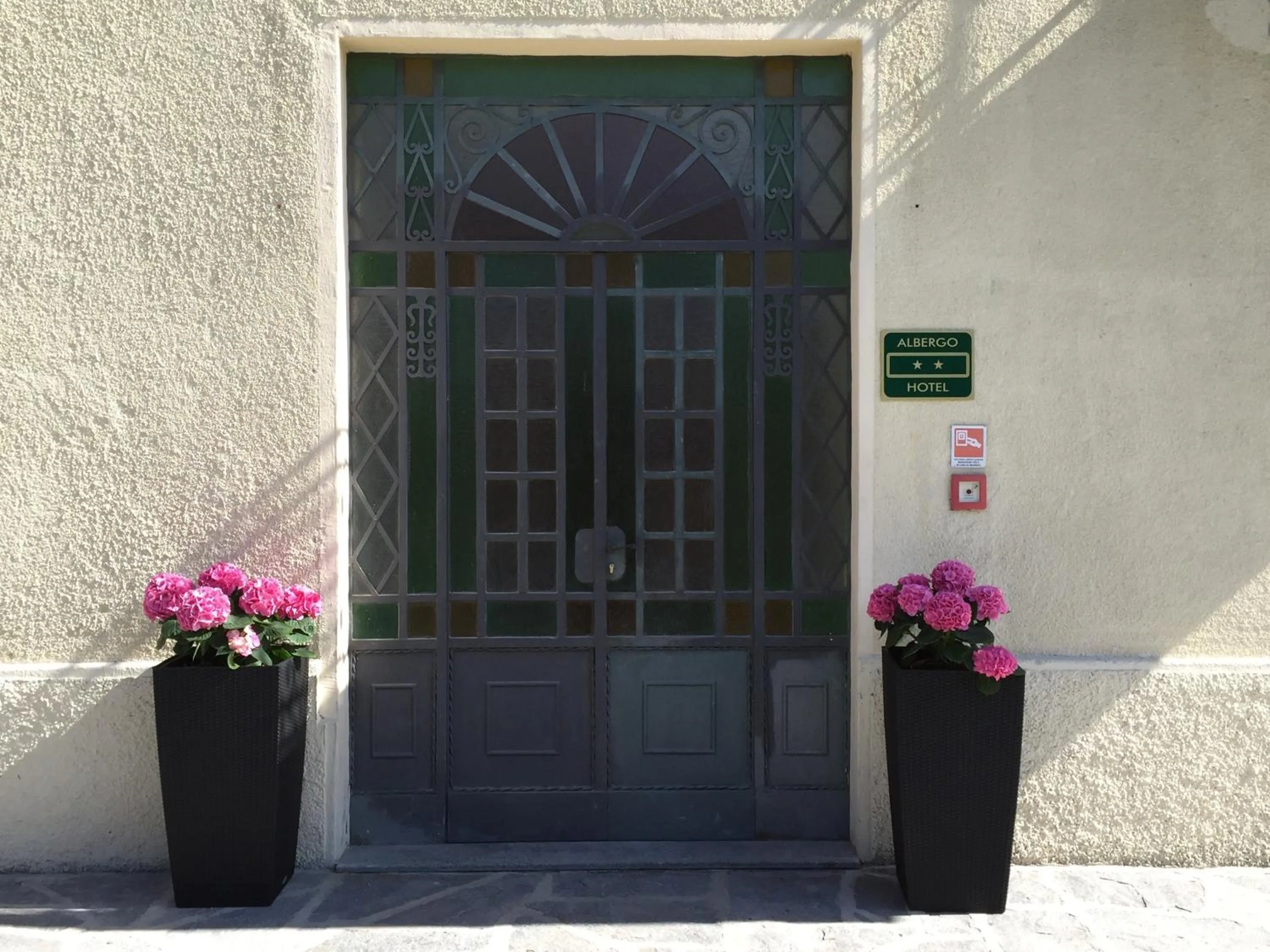 Facade/entrance in Hotel Villa San Fedele
