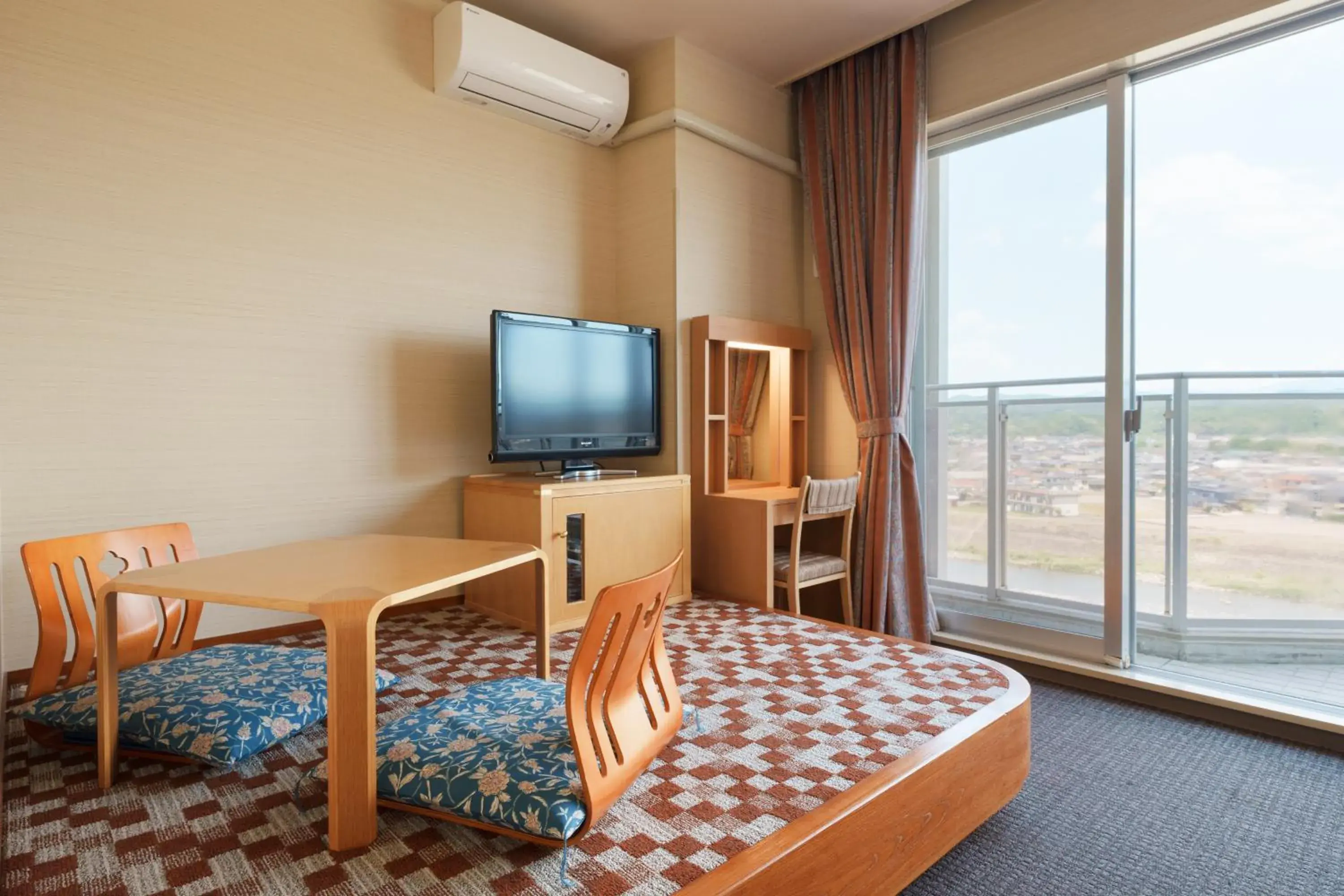 Twin Room with Bathroom (33㎡) - single occupancy - Non-Smoking in Hitaonsen Hananoki River Terrace Twin Room with Bathroom (33㎡) - single occupancy - Non-Smoking in Hitaonsen Hananoki River Terrace