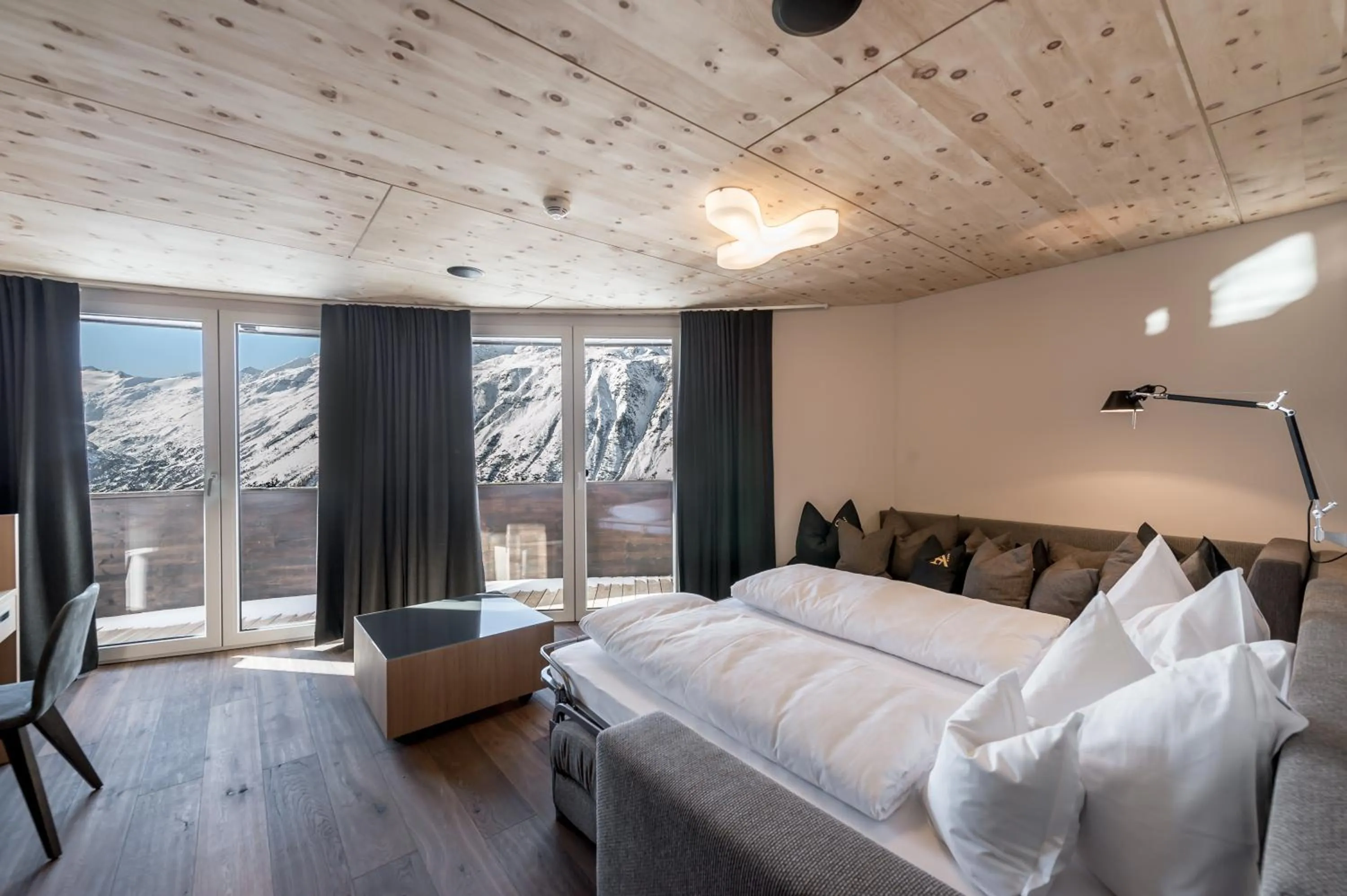 Bed in Hotel Angerer Alm