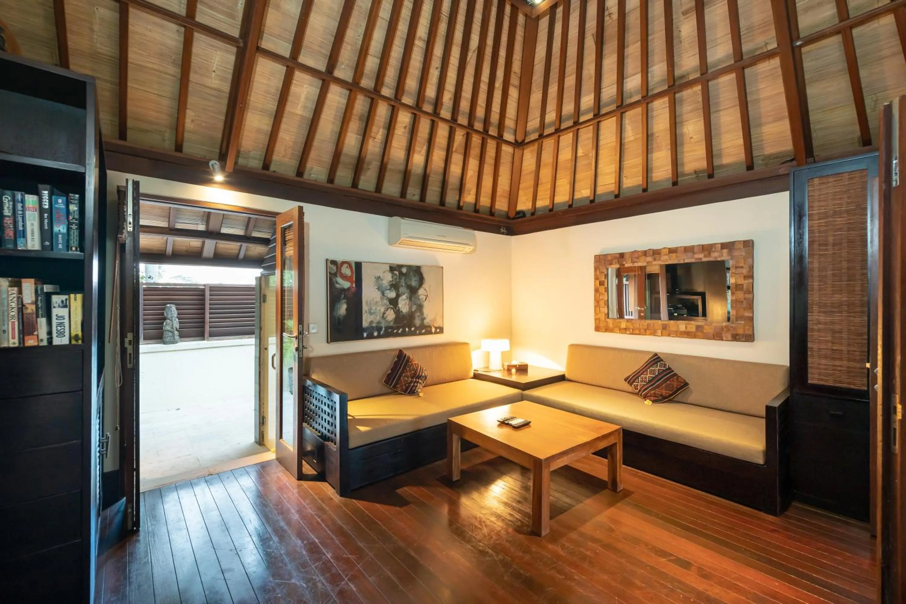 Living room in Villa Vajra