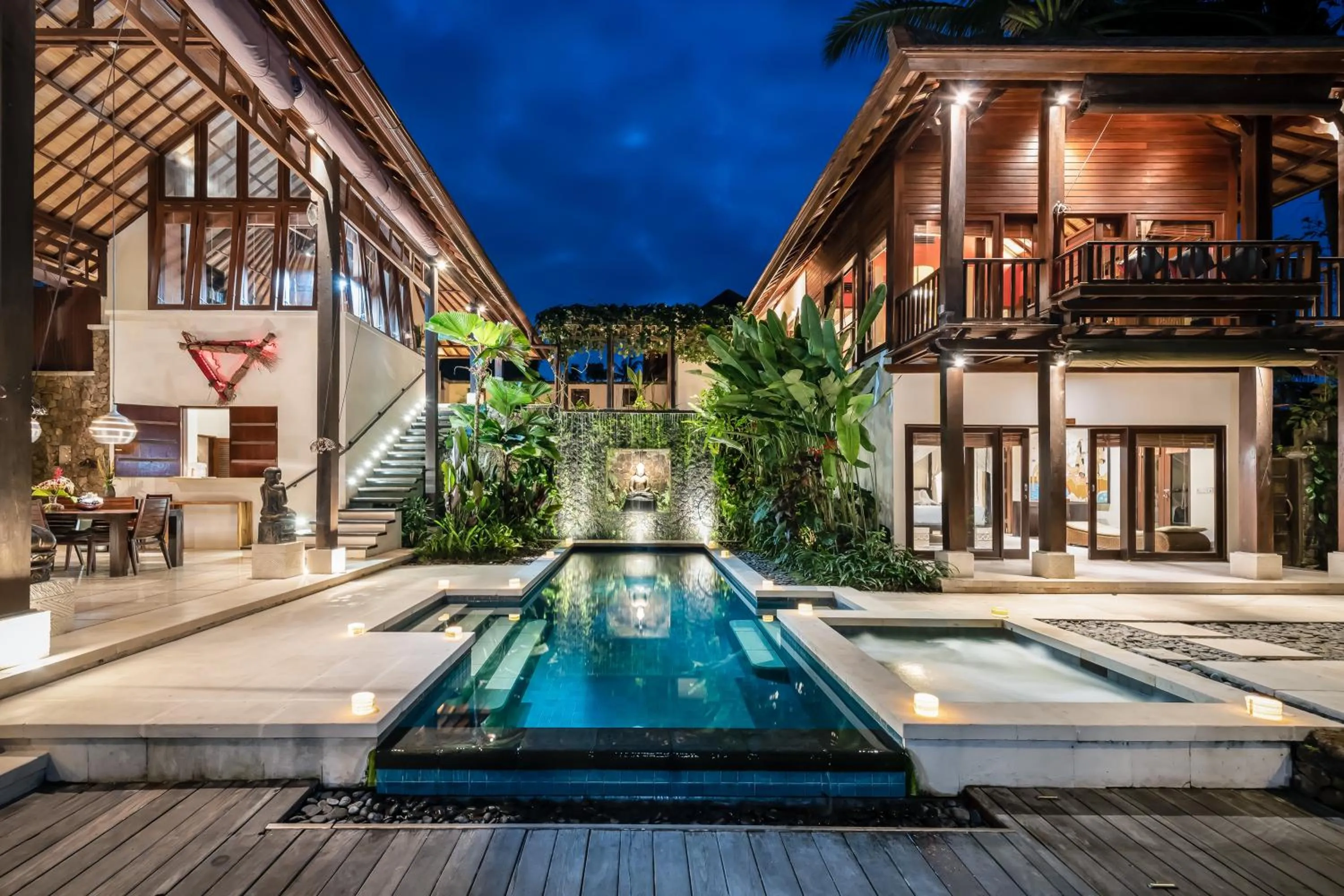 Property building in Villa Vajra