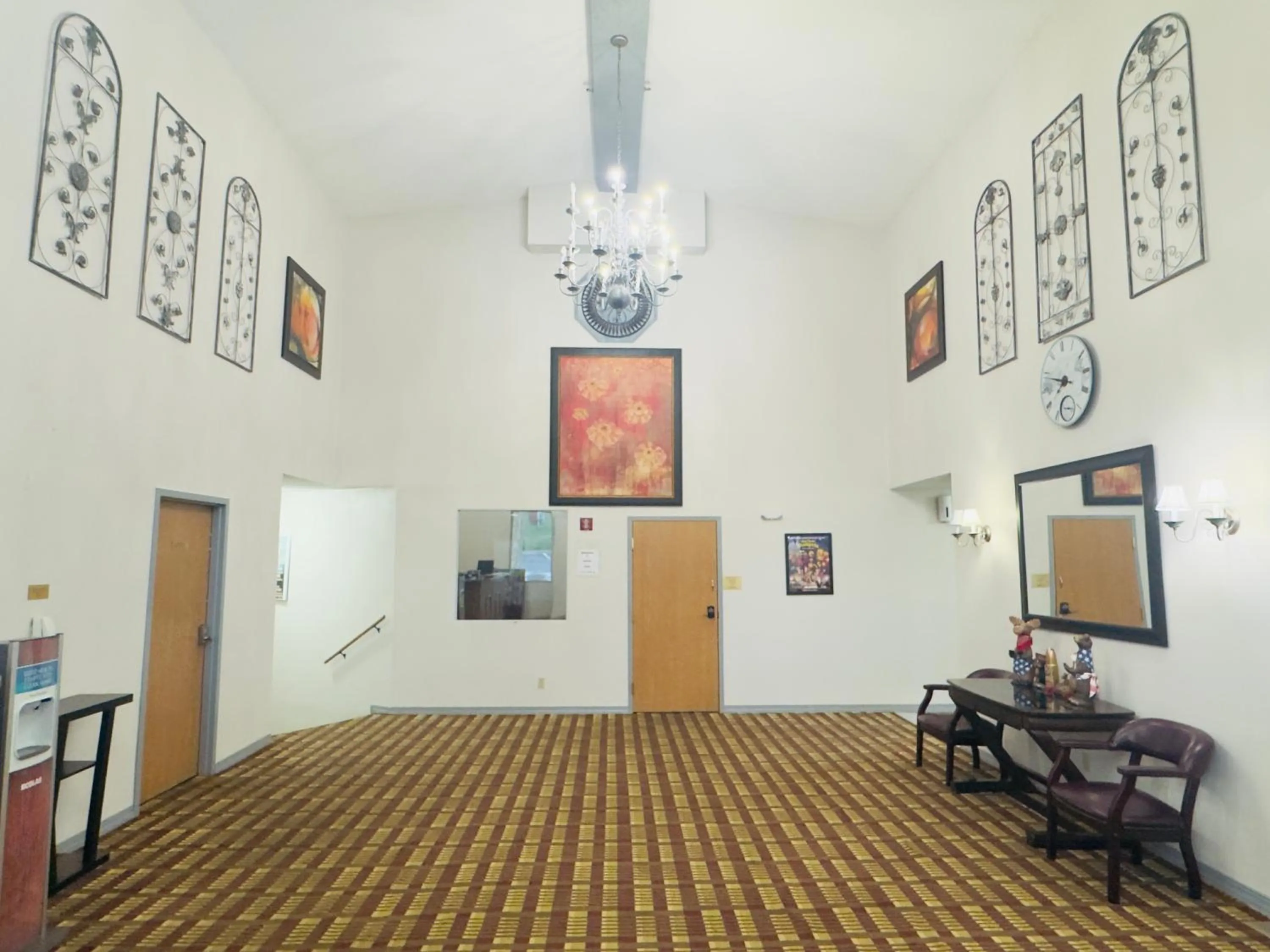 Facade/entrance in Scenic Hills Inn