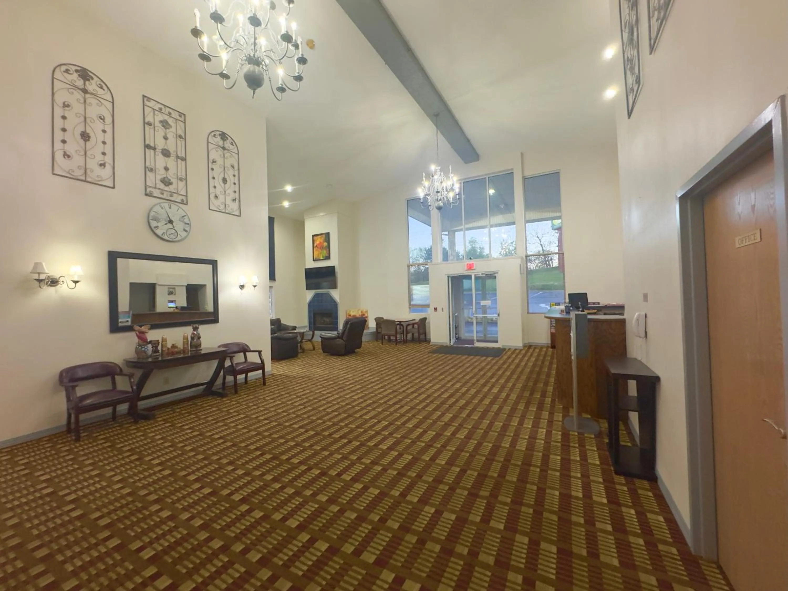 Lobby or reception in Scenic Hills Inn