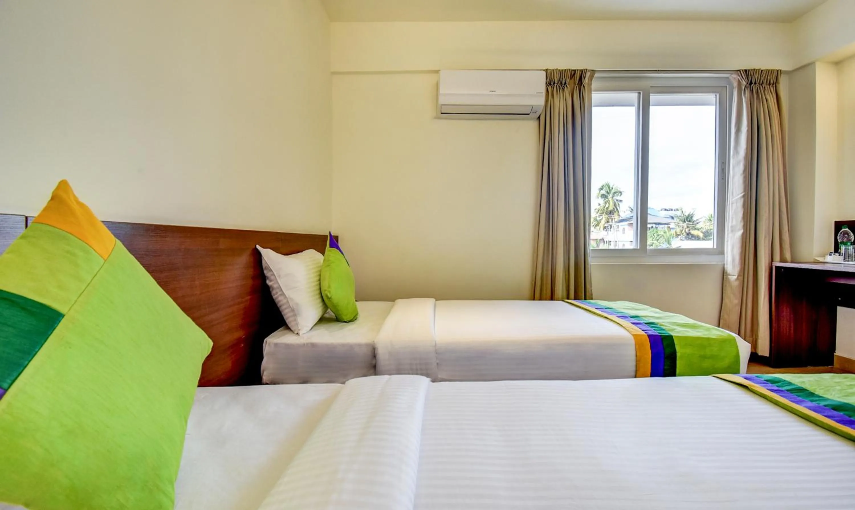 City view, Bed in Zoot Kochi Infopark