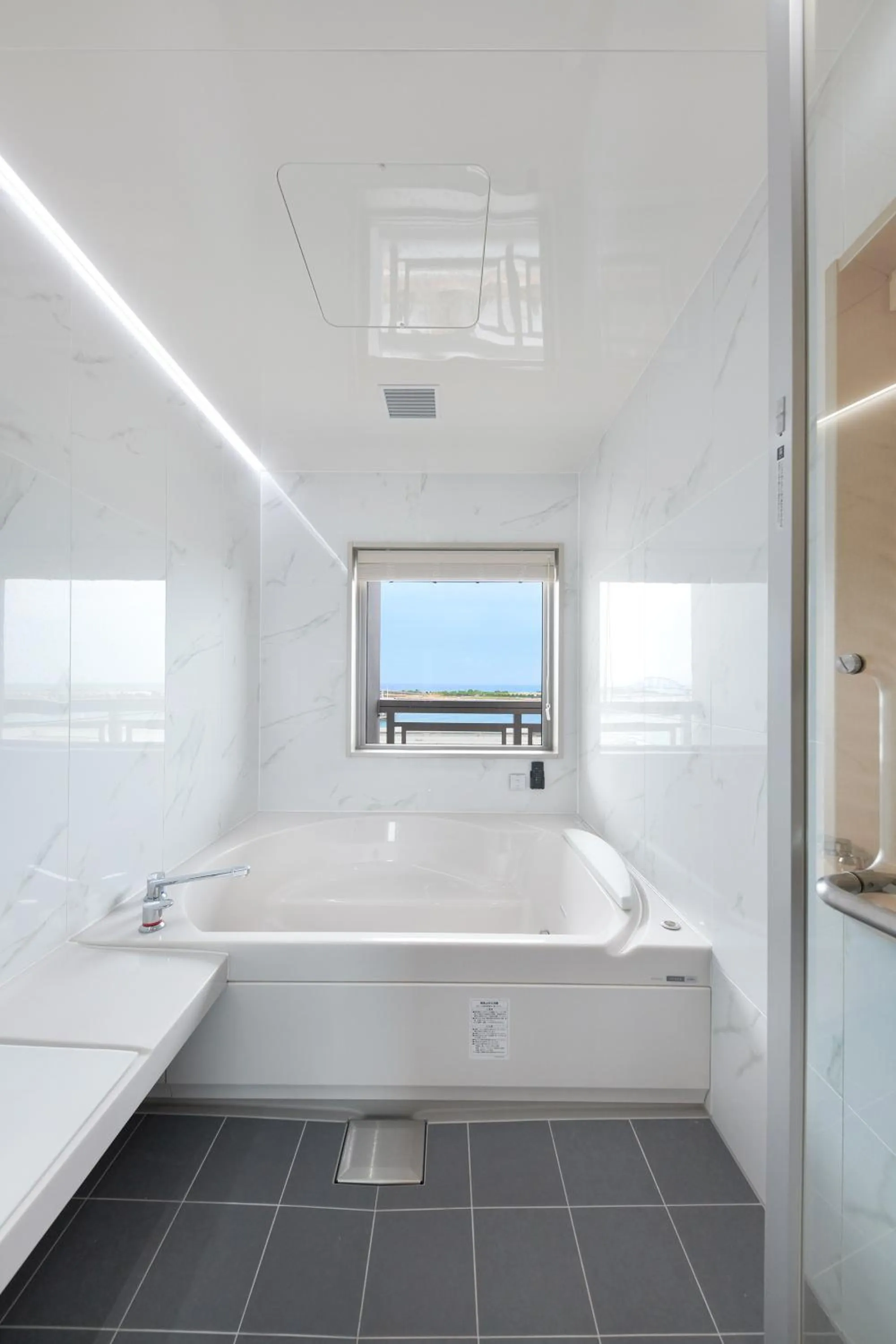 Bathroom in THIRD ishigakijima