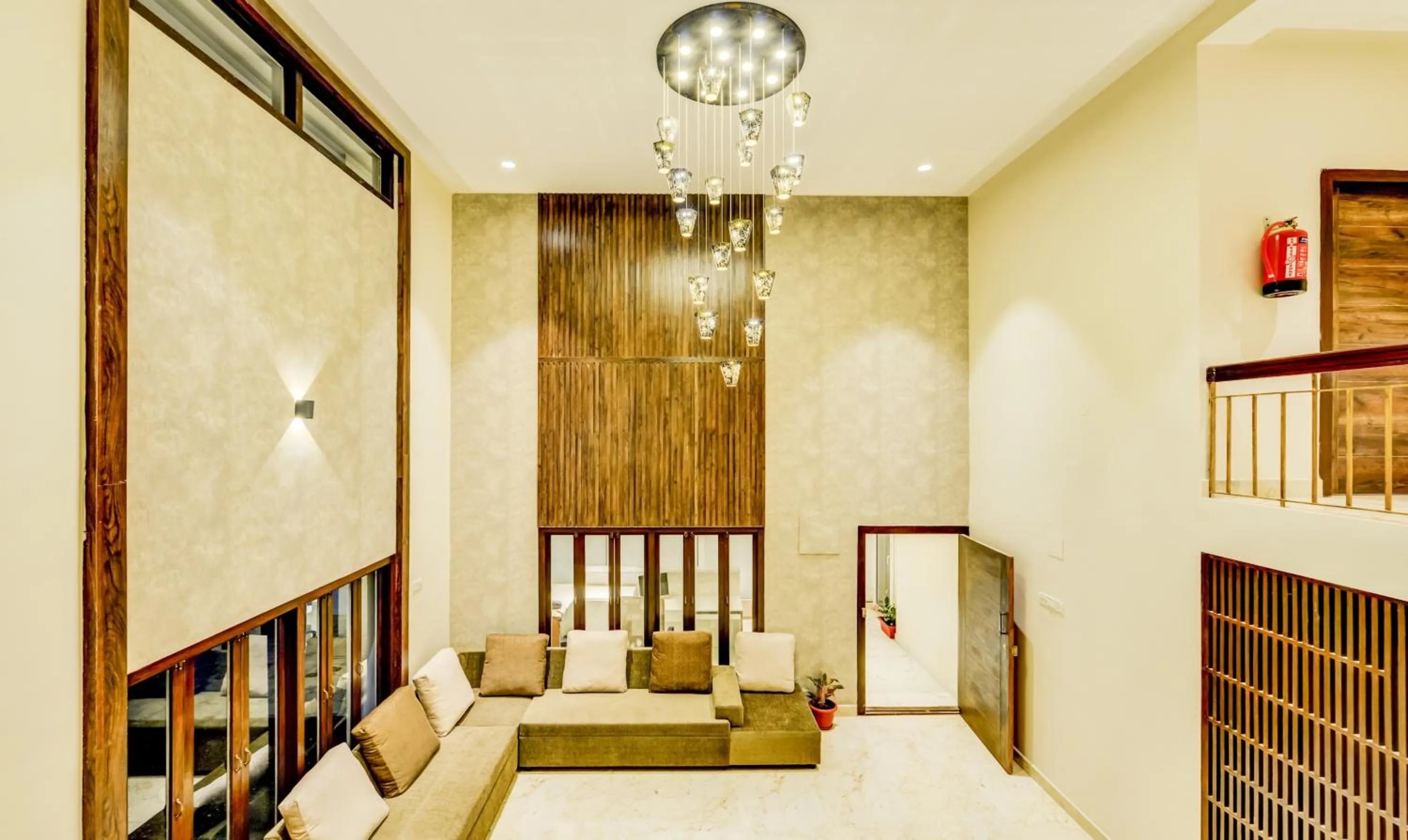 Seating area, Bed in Itsy Hotels Mirra