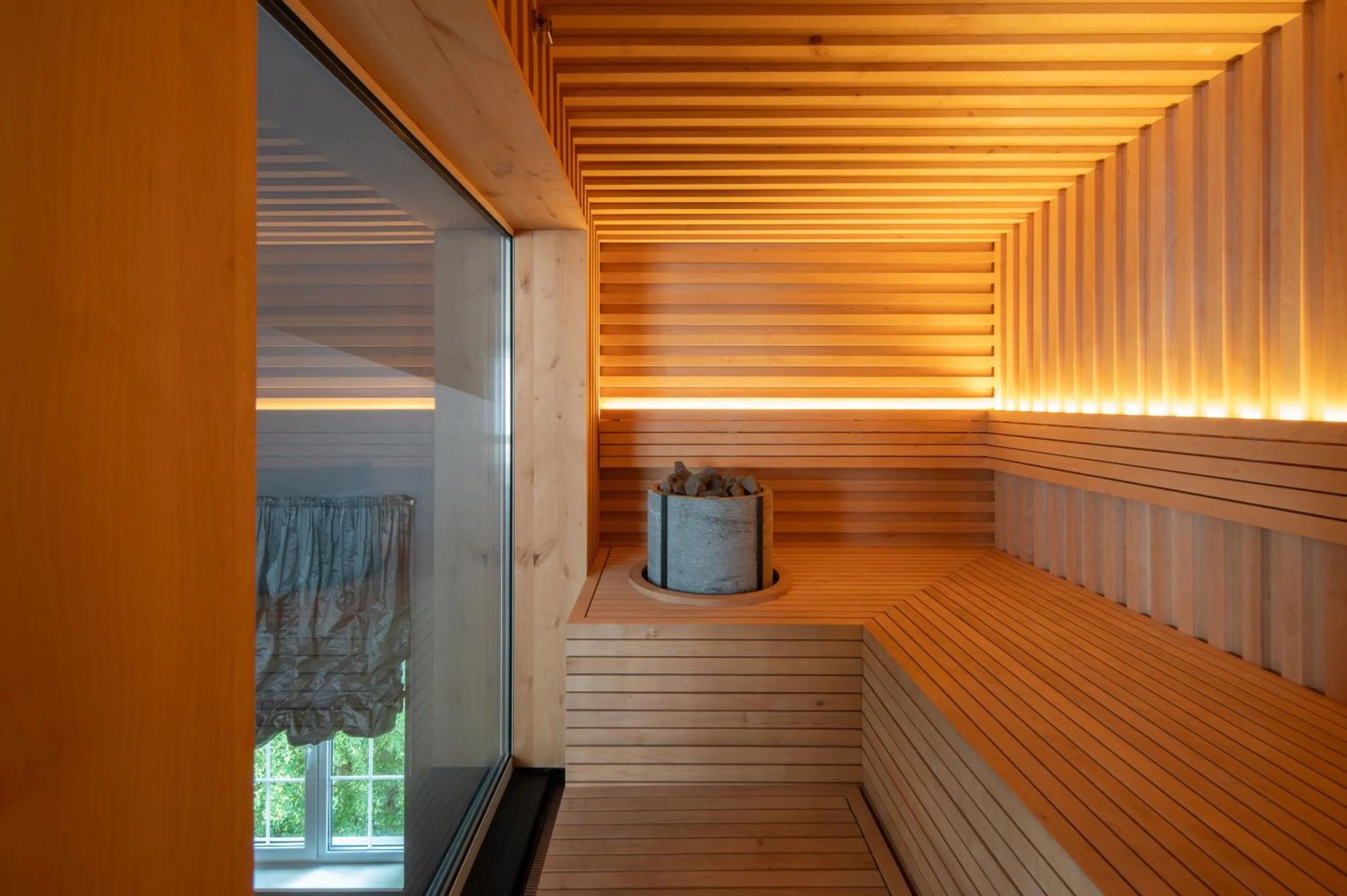 Photo of the whole room in Amsterdam Plaza Hotel & SPA