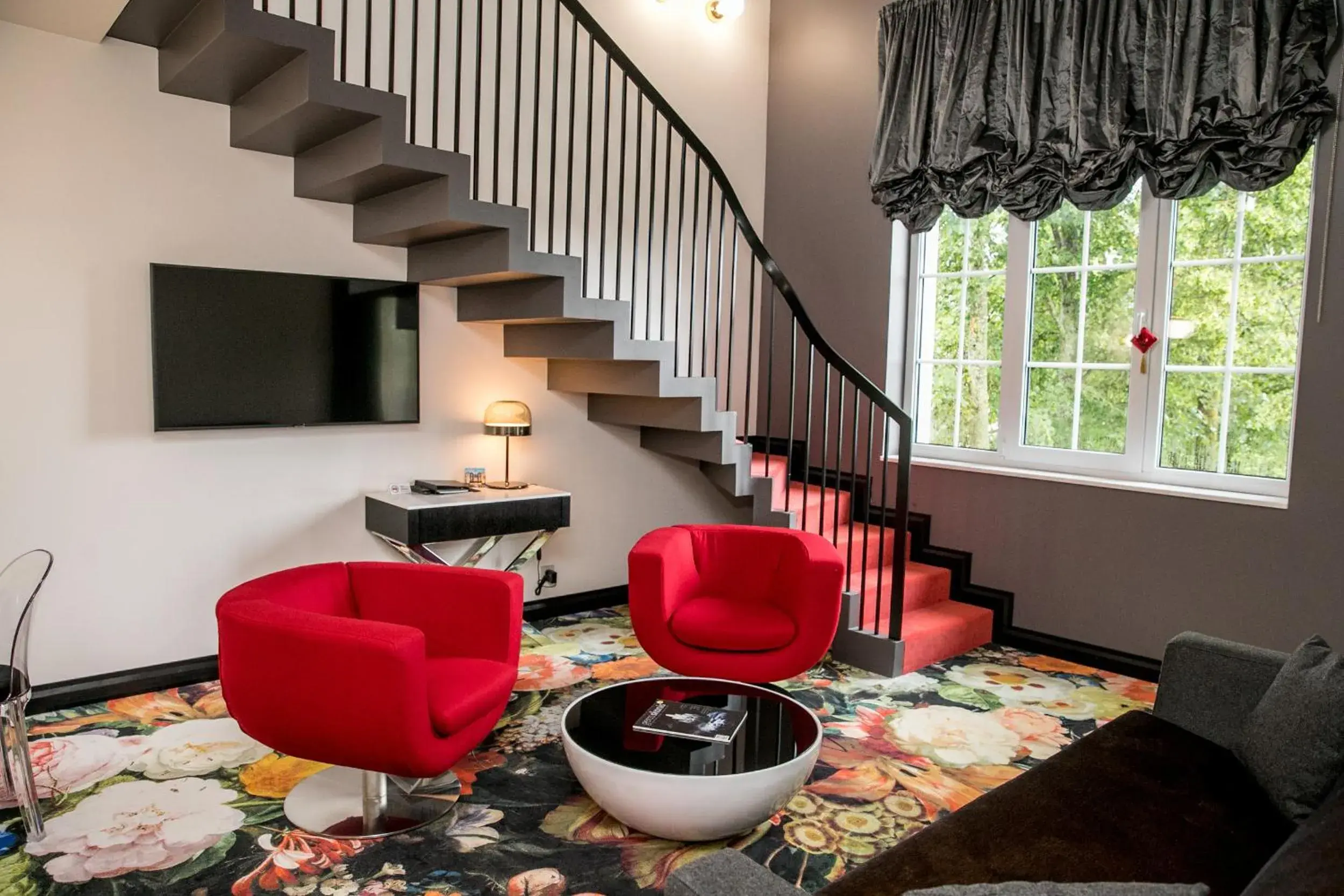 Royal Suite with Sauna and Hot Tub in Amsterdam Plaza Hotel & SPA Royal Suite with Sauna and Hot Tub in Amsterdam Plaza Hotel & SPA