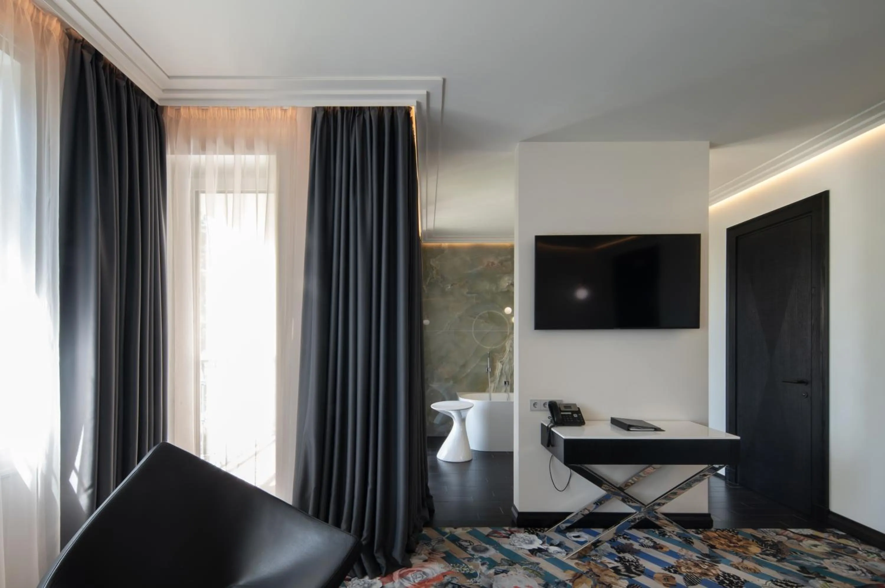 Photo of the whole room in Amsterdam Plaza Hotel & SPA