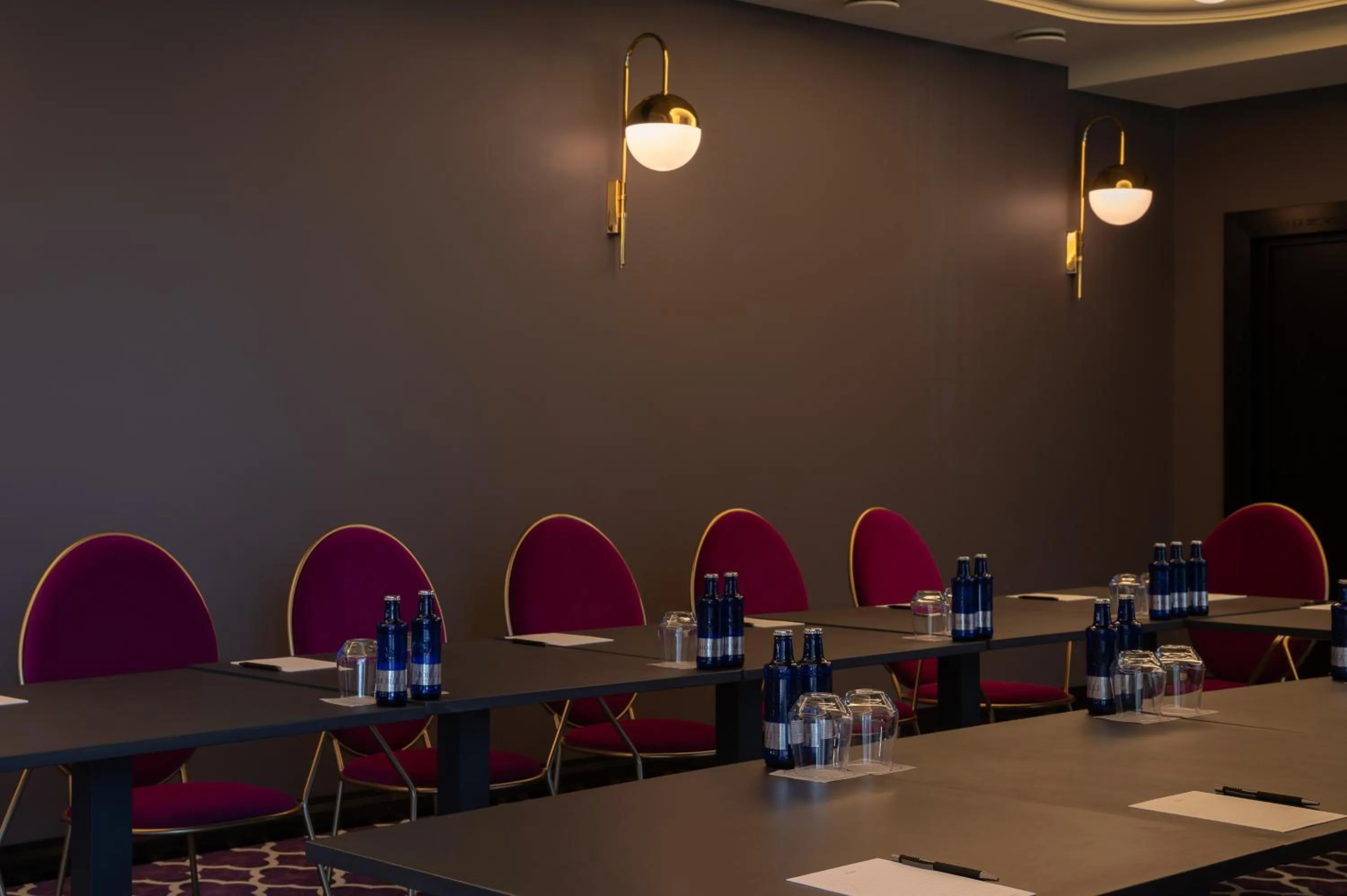 Meeting/conference room in Amsterdam Plaza Hotel & SPA