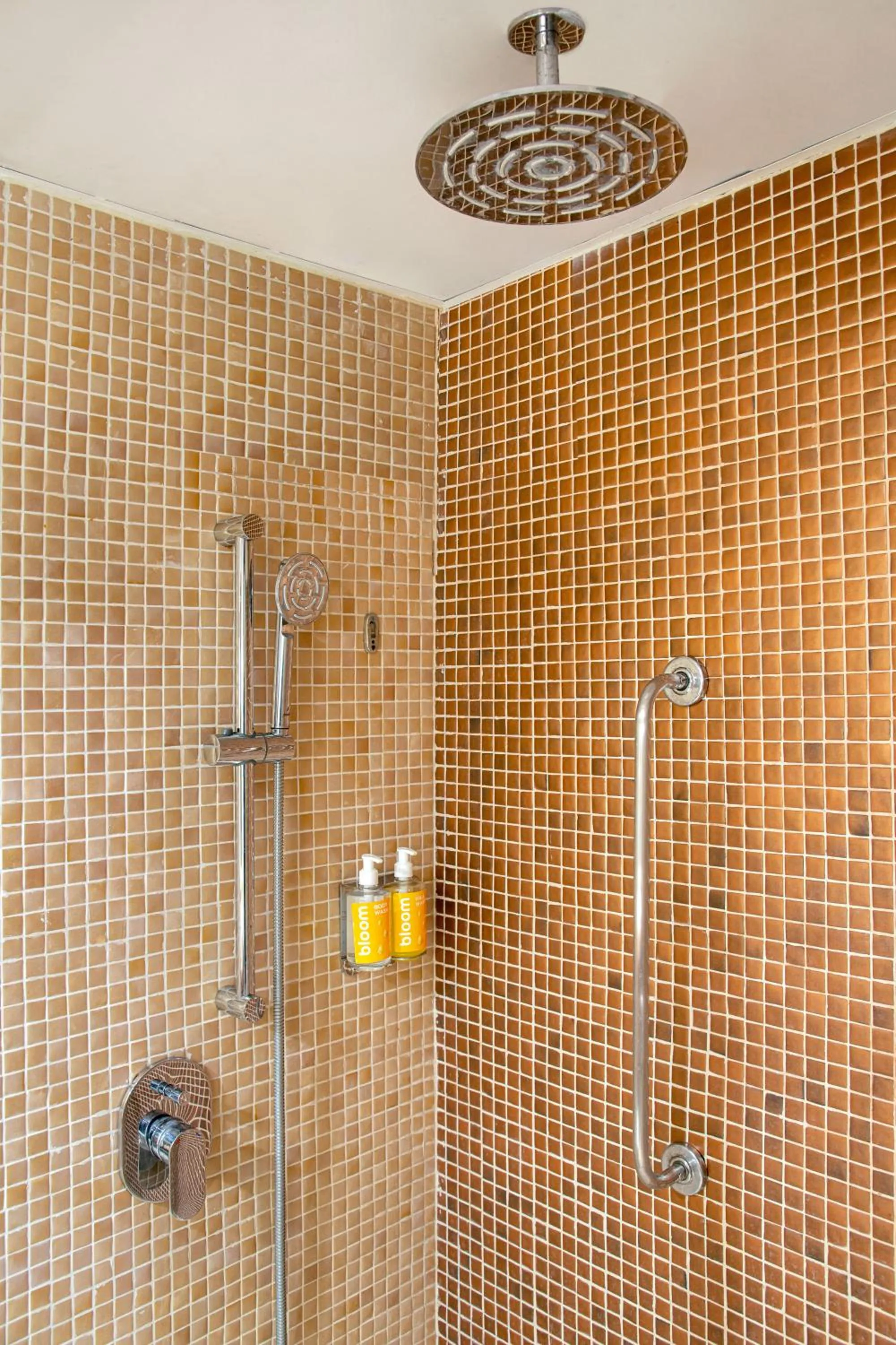 Bathroom in BloomSuites l Ahmedabad