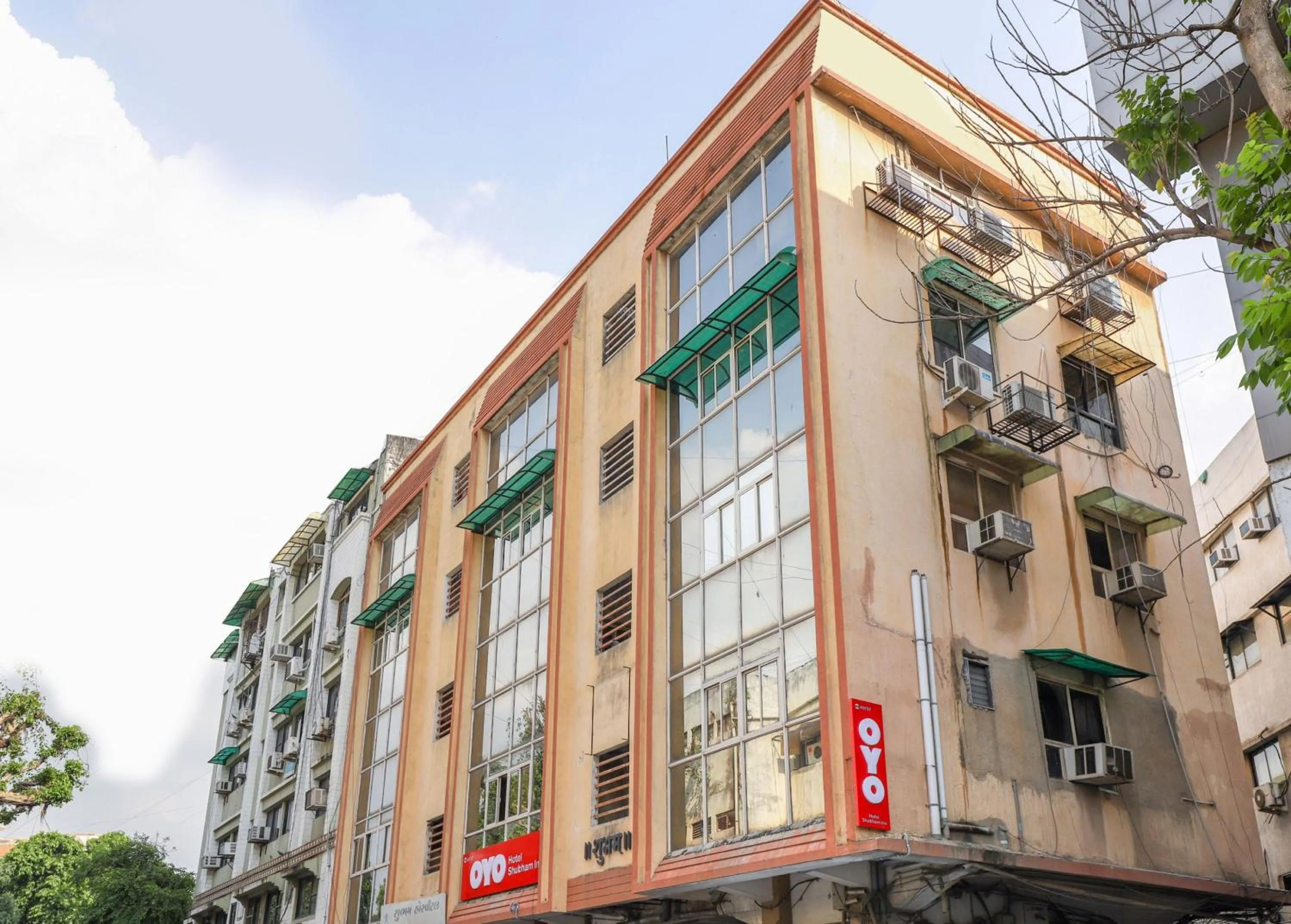 Facade/entrance in Super Hotel O Shubham Inn