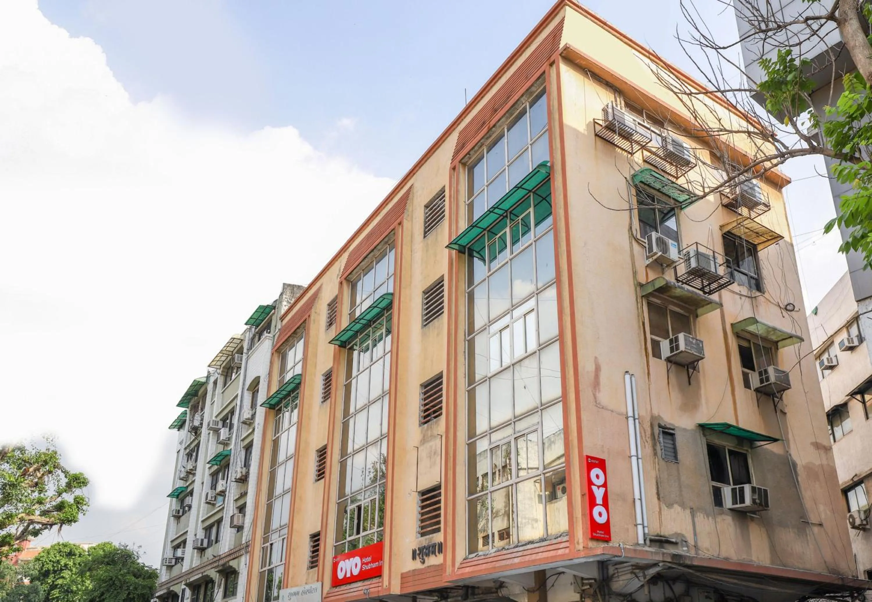 Facade/entrance in Hotel O Shubham Inn