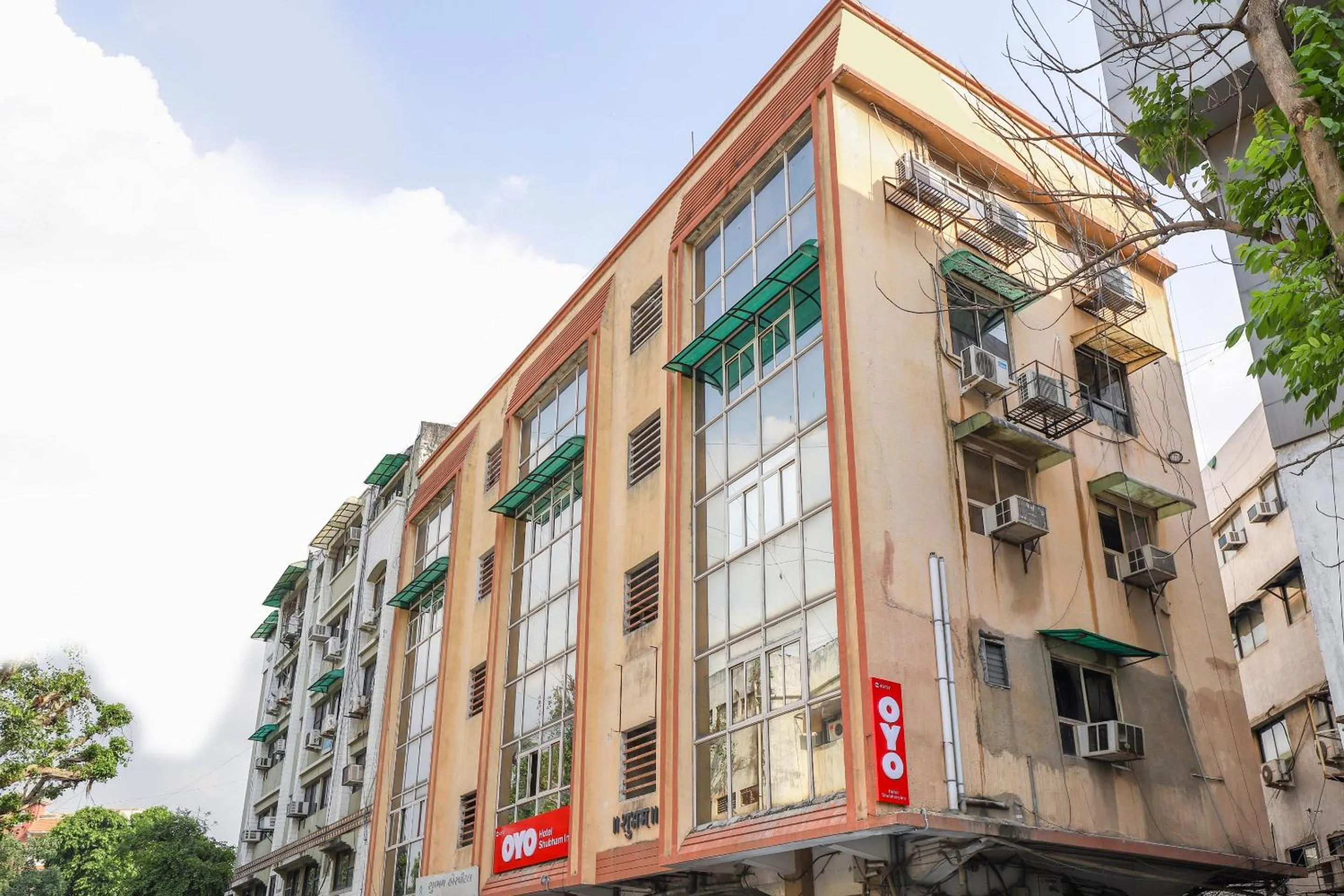 Facade/entrance in Hotel O Shubham Inn
