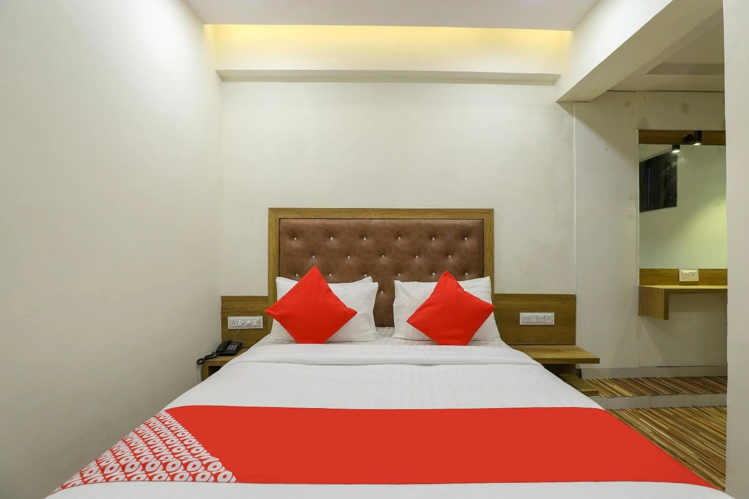 Bedroom, Bed in Super Hotel O Shubham Inn