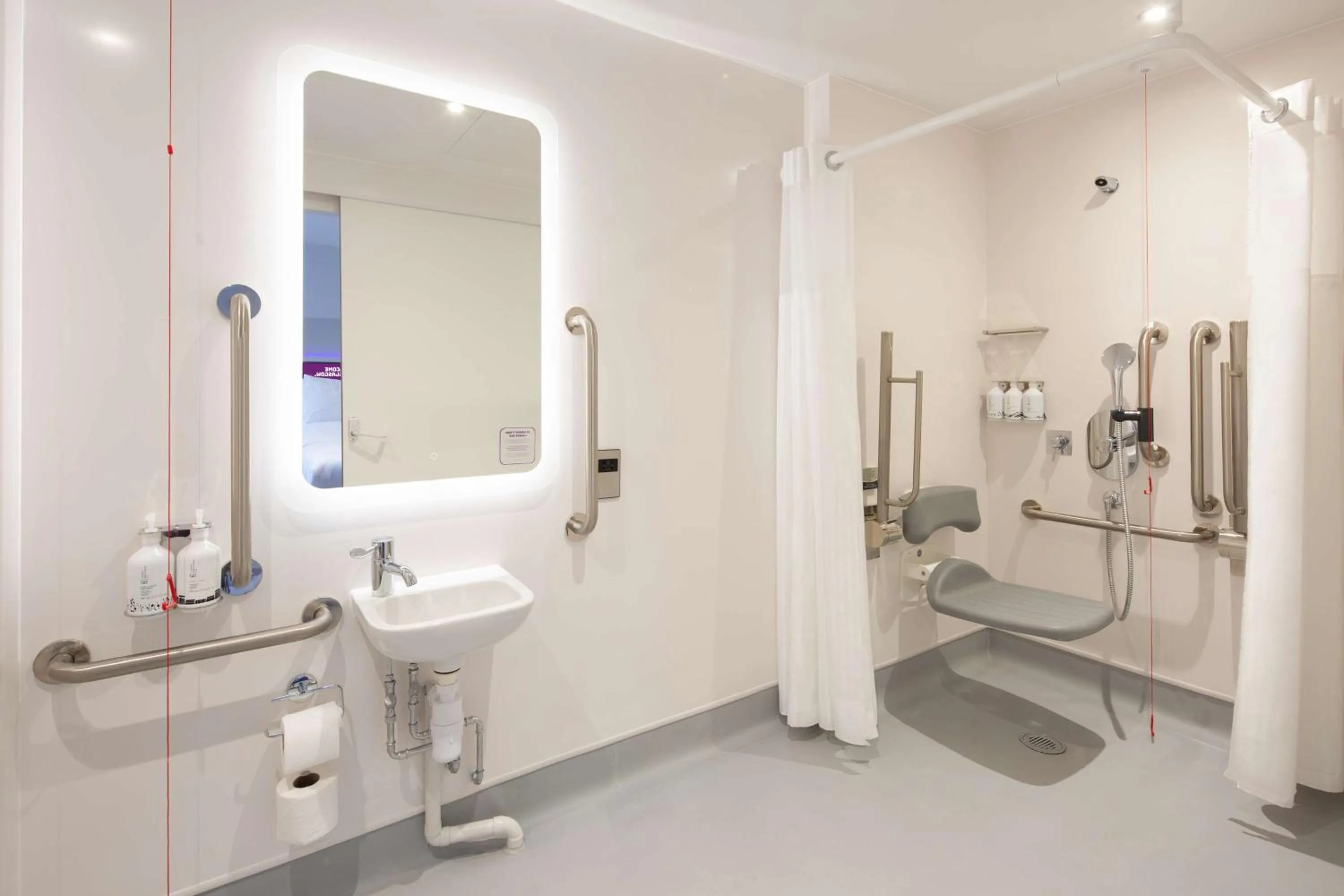 Bathroom in YOTEL Glasgow