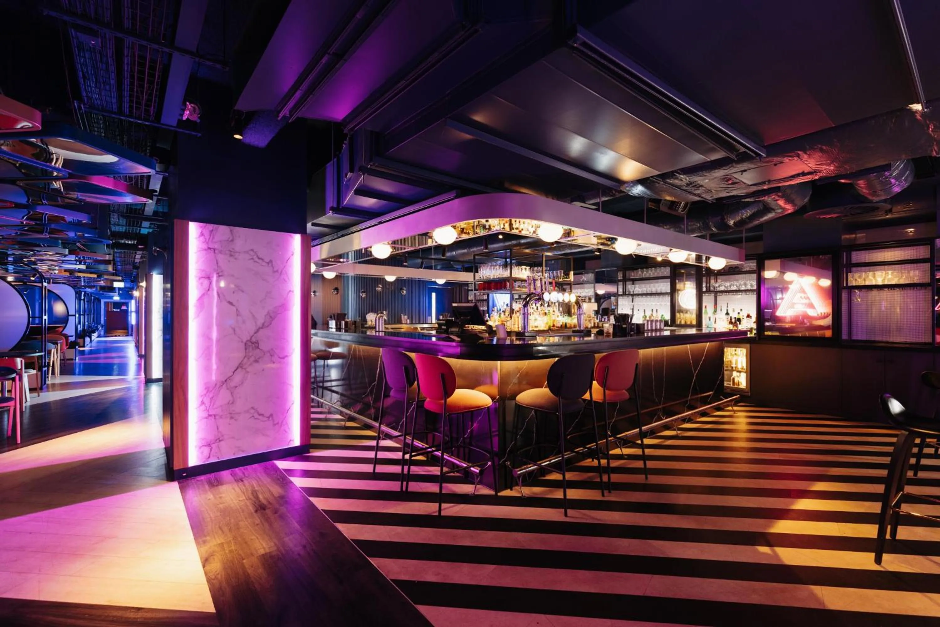 Restaurant/places to eat in YOTEL Glasgow