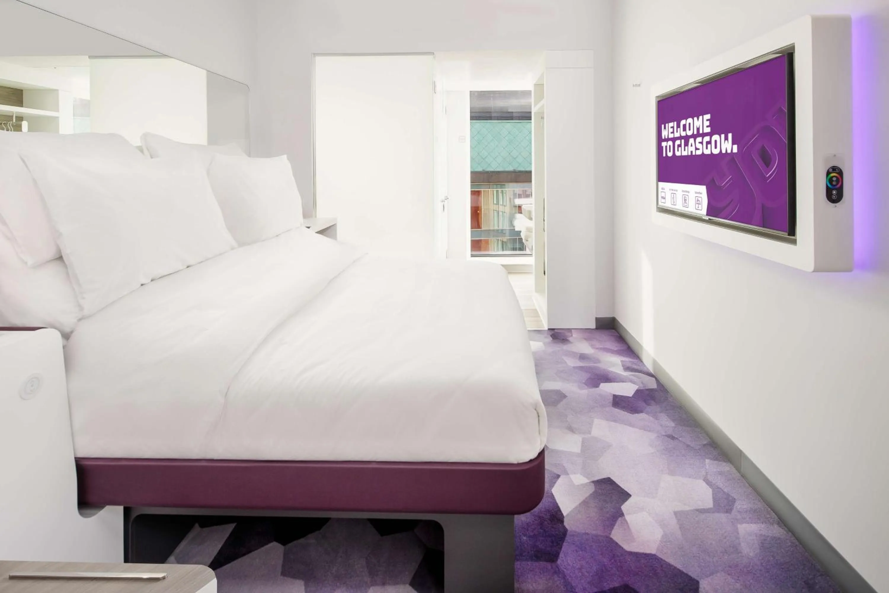 Summer, Bed in YOTEL Glasgow