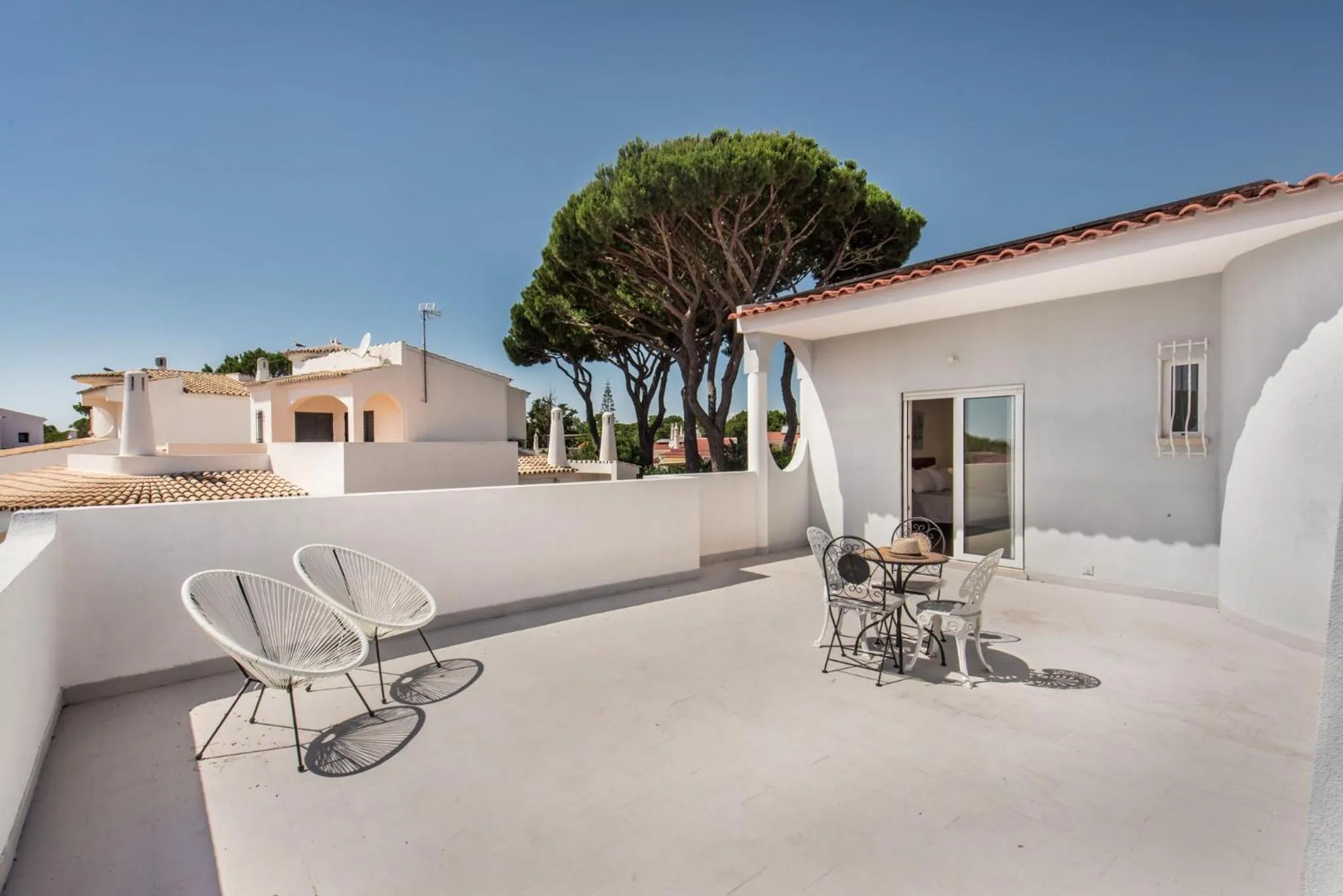 Patio in Charming Villa With Private Pool in Vibrant Vilamoura, Free AC and Wifi