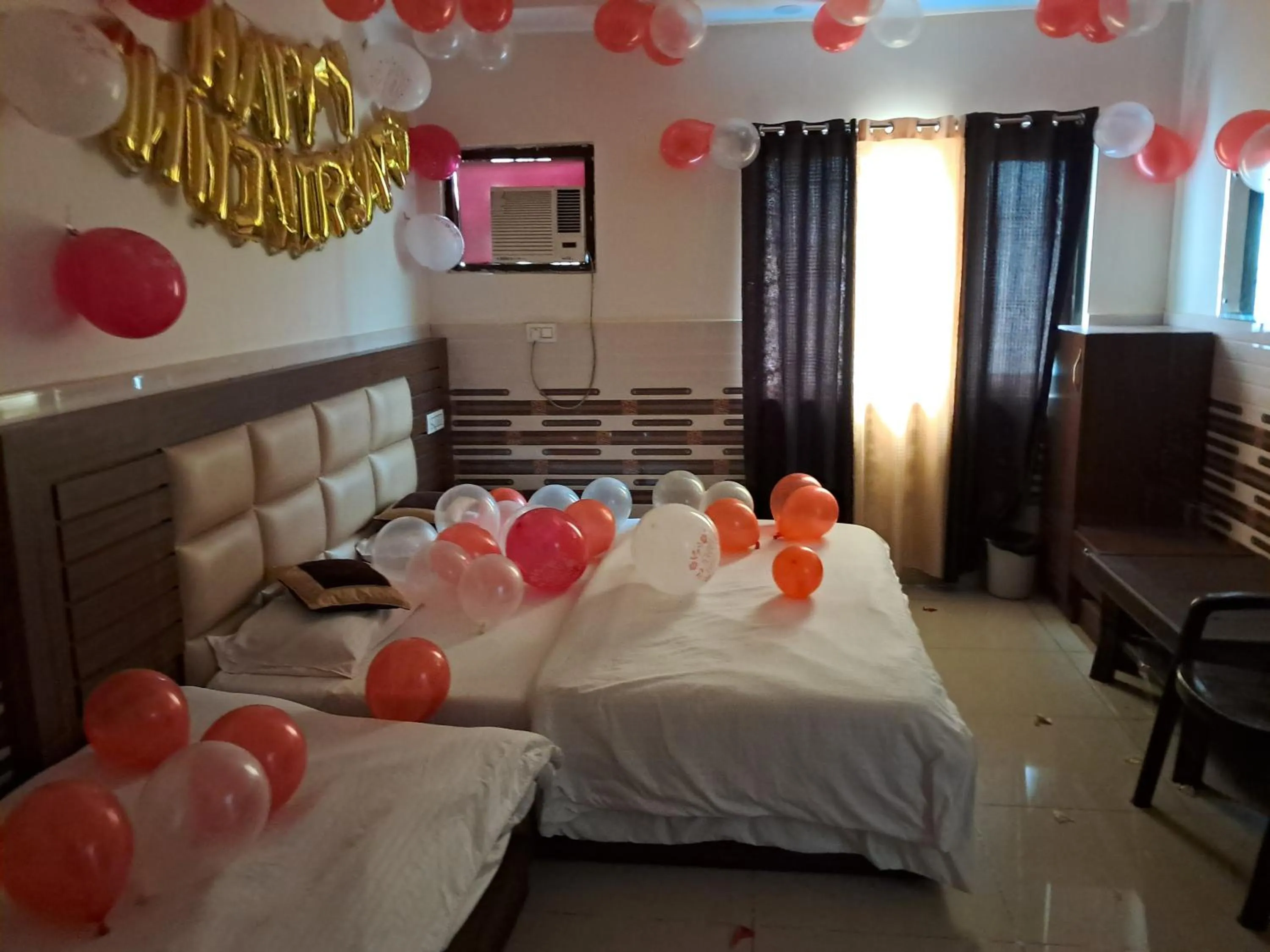 Bed in Abrol residency