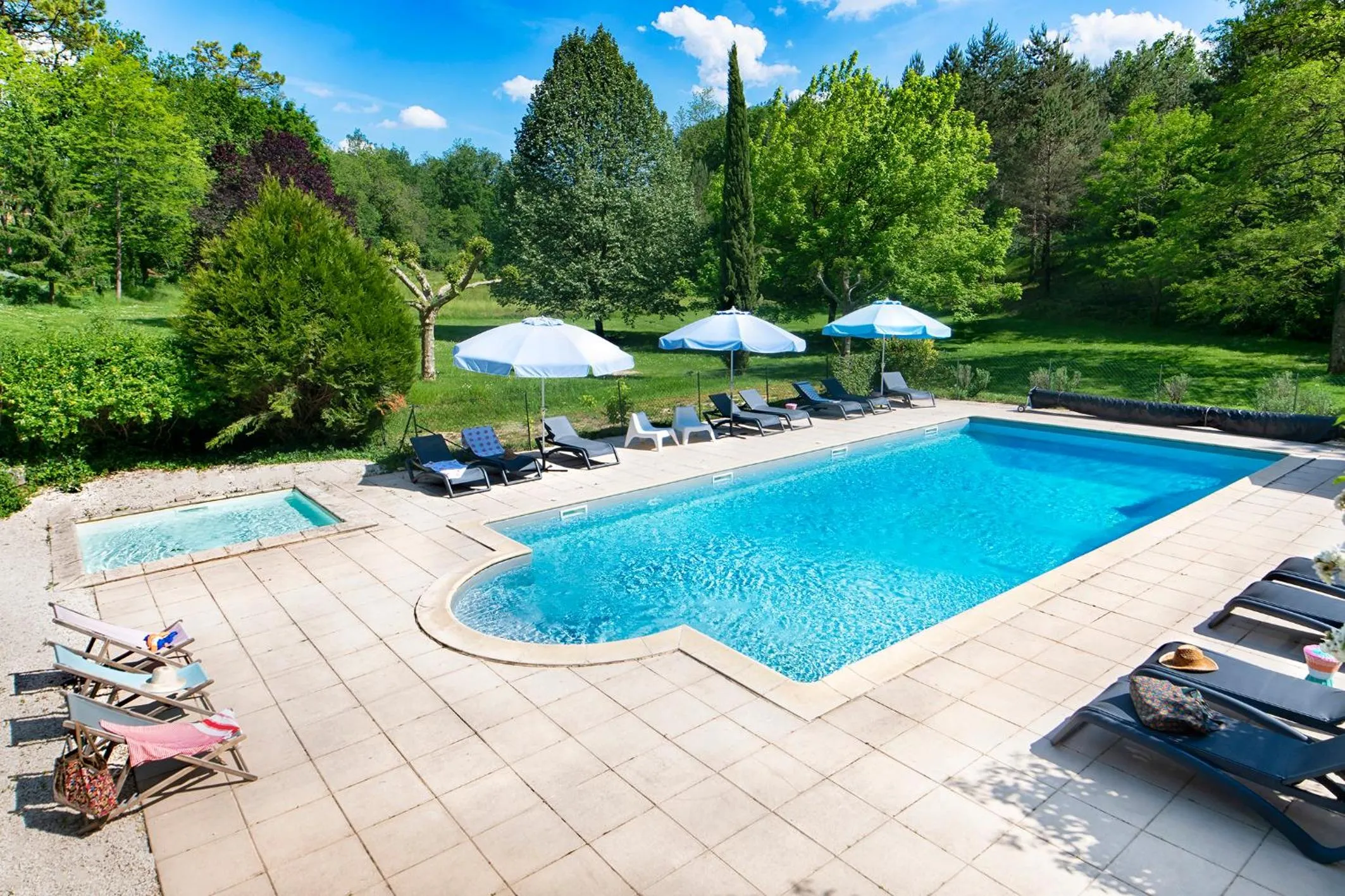 Pool view in Gites La Source