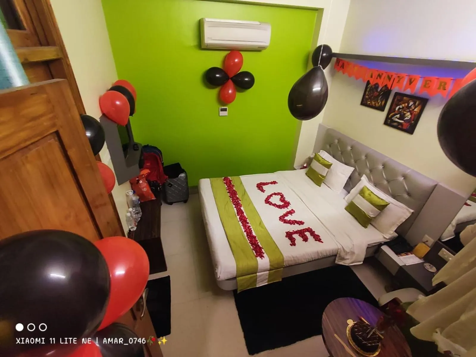 Bed in Hotel Prabhat