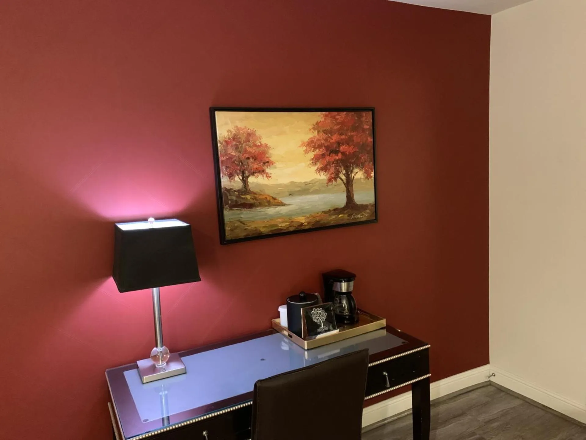 L.A. Sky Boutique Hotel