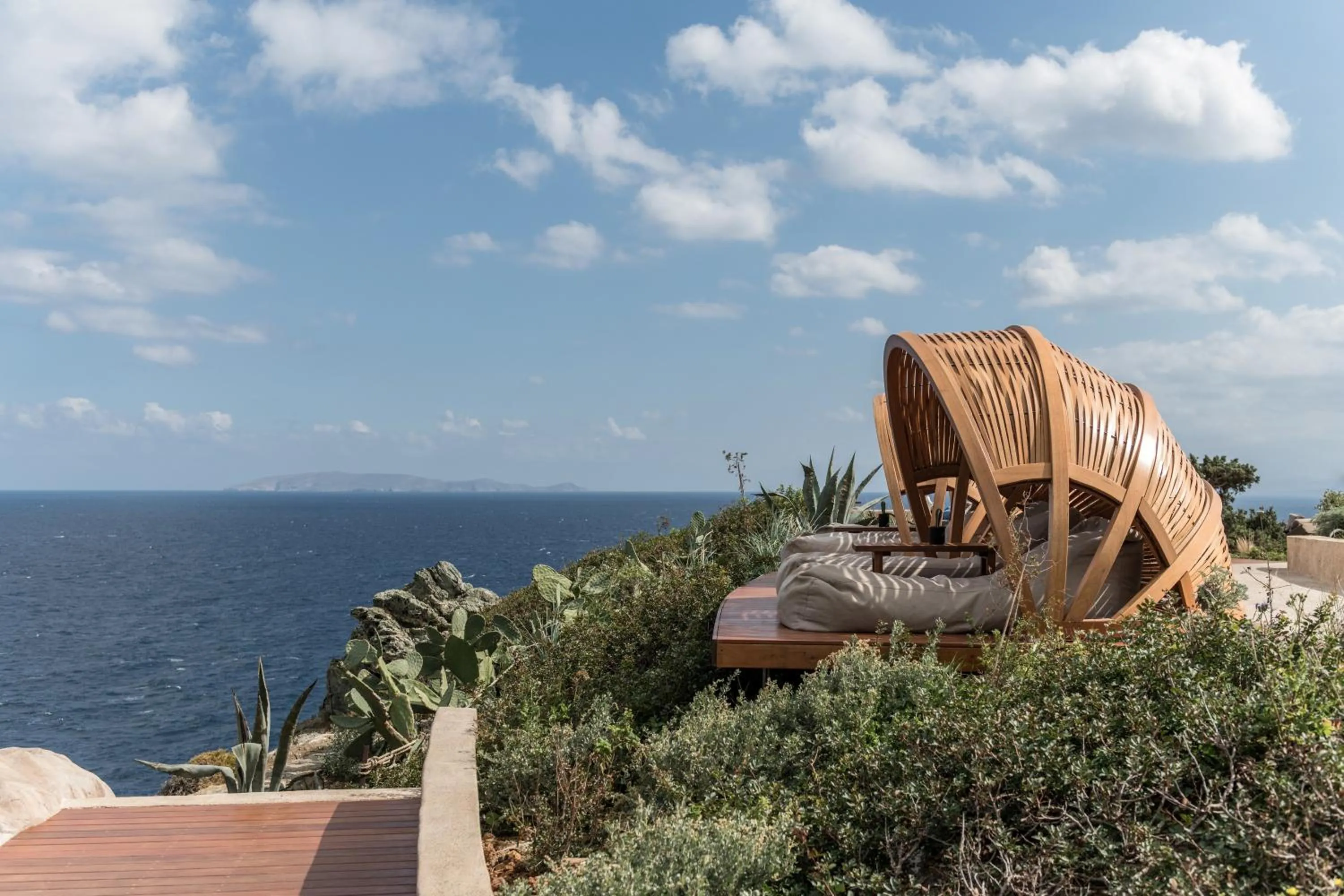 Day in Acro Suites - A Wellbeing Resort