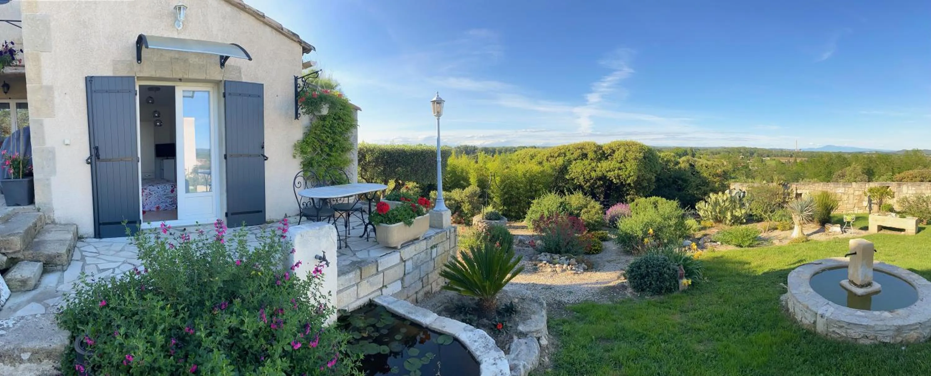 Patio in chambre d'hotes les cigales