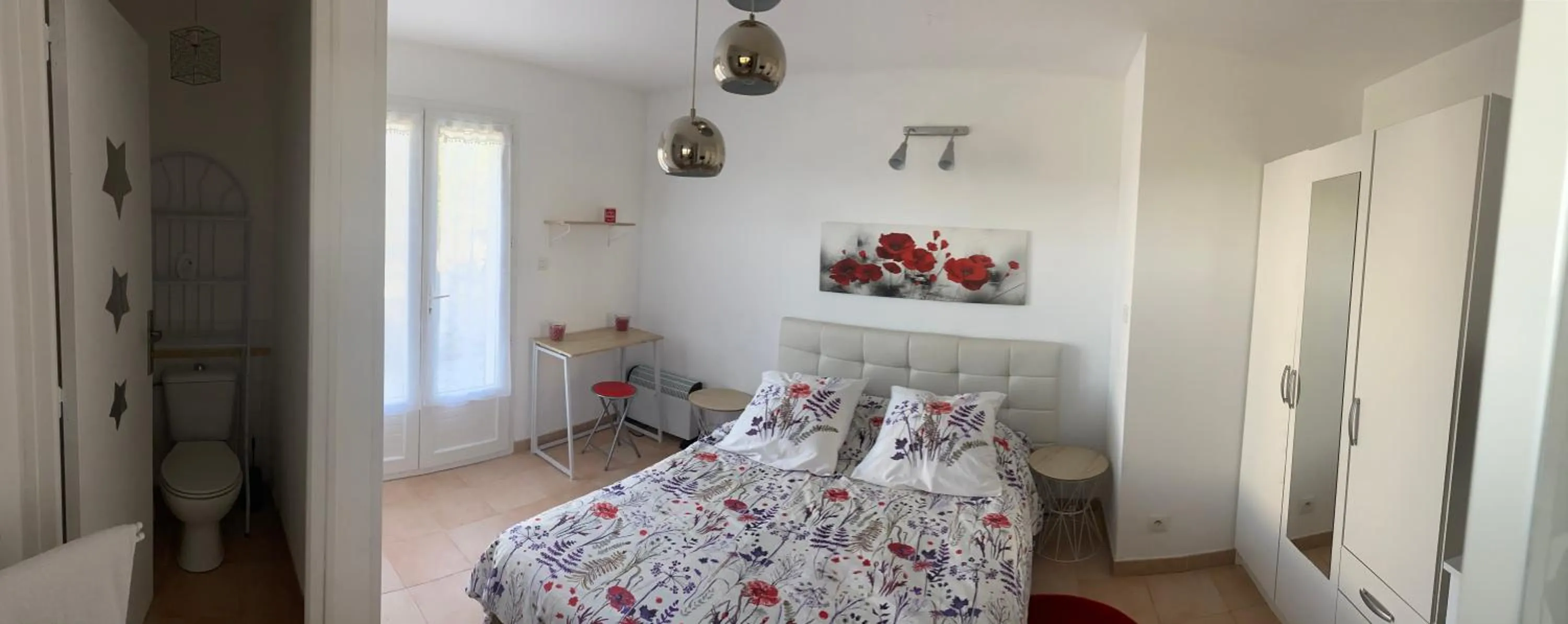 Bedroom, Bed in chambre d'hotes les cigales