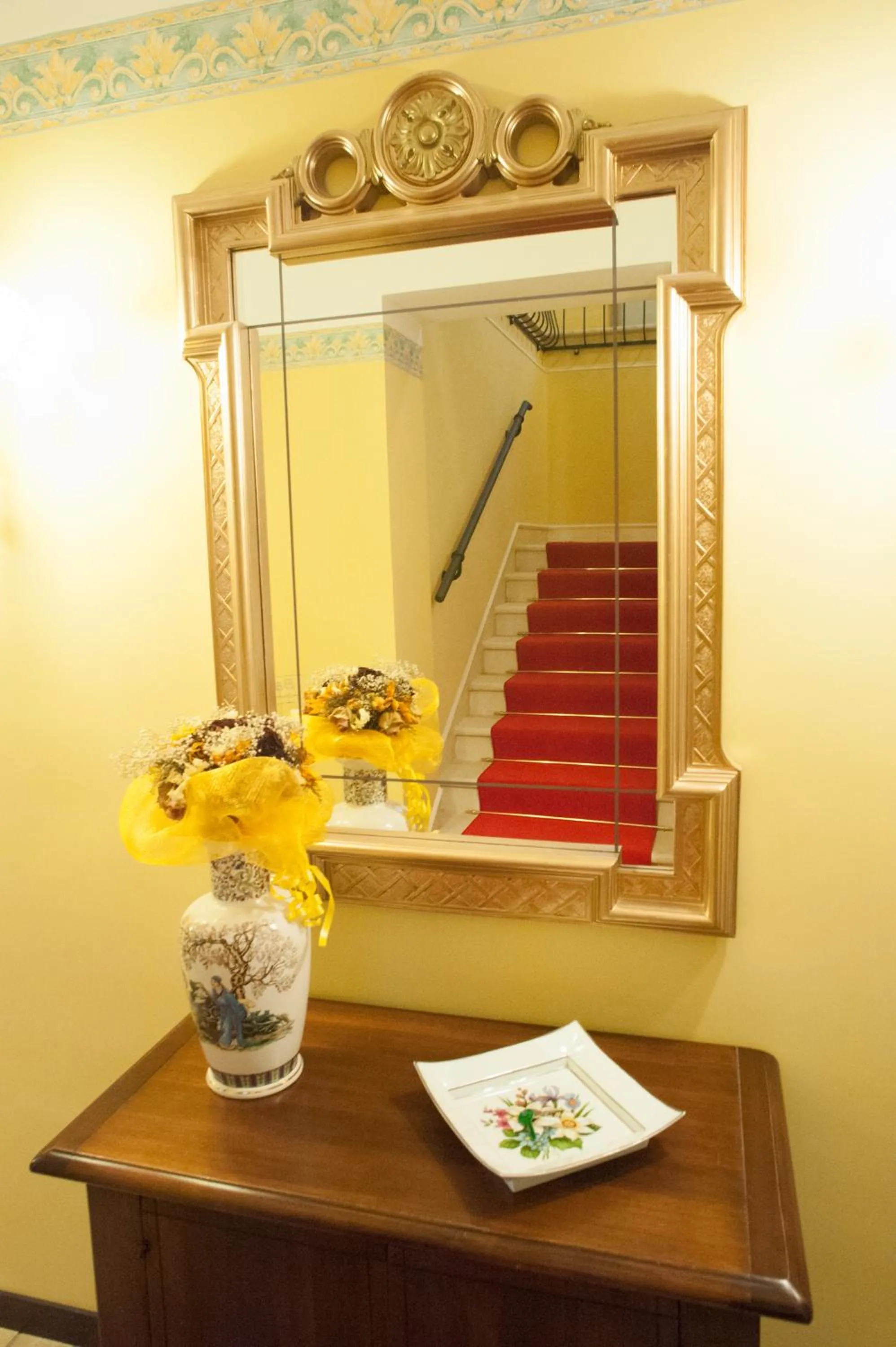 Decorative detail in B&B Tribunale