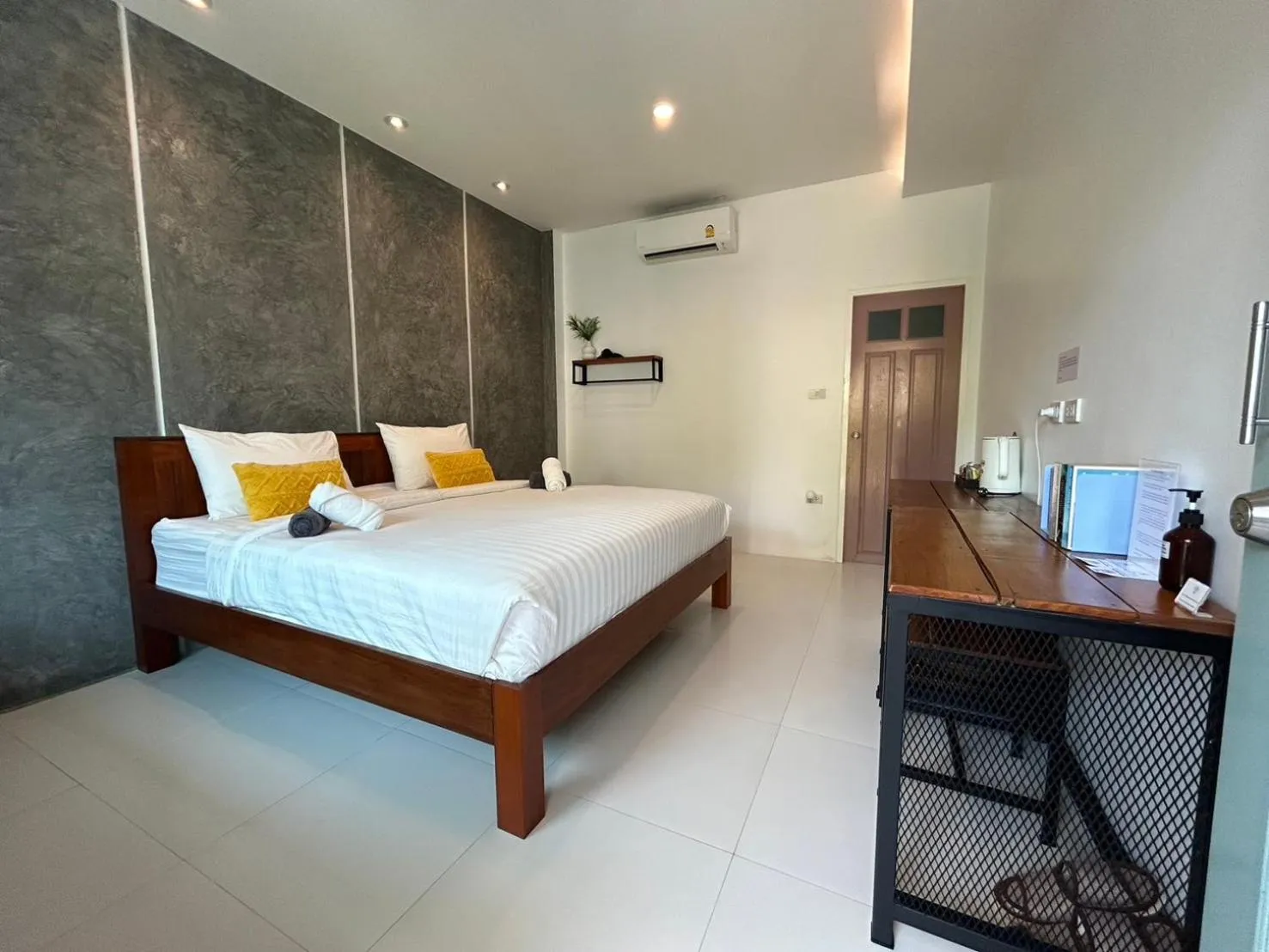 Bedroom, Bed in Phangan Hometown Resort - Adults Only