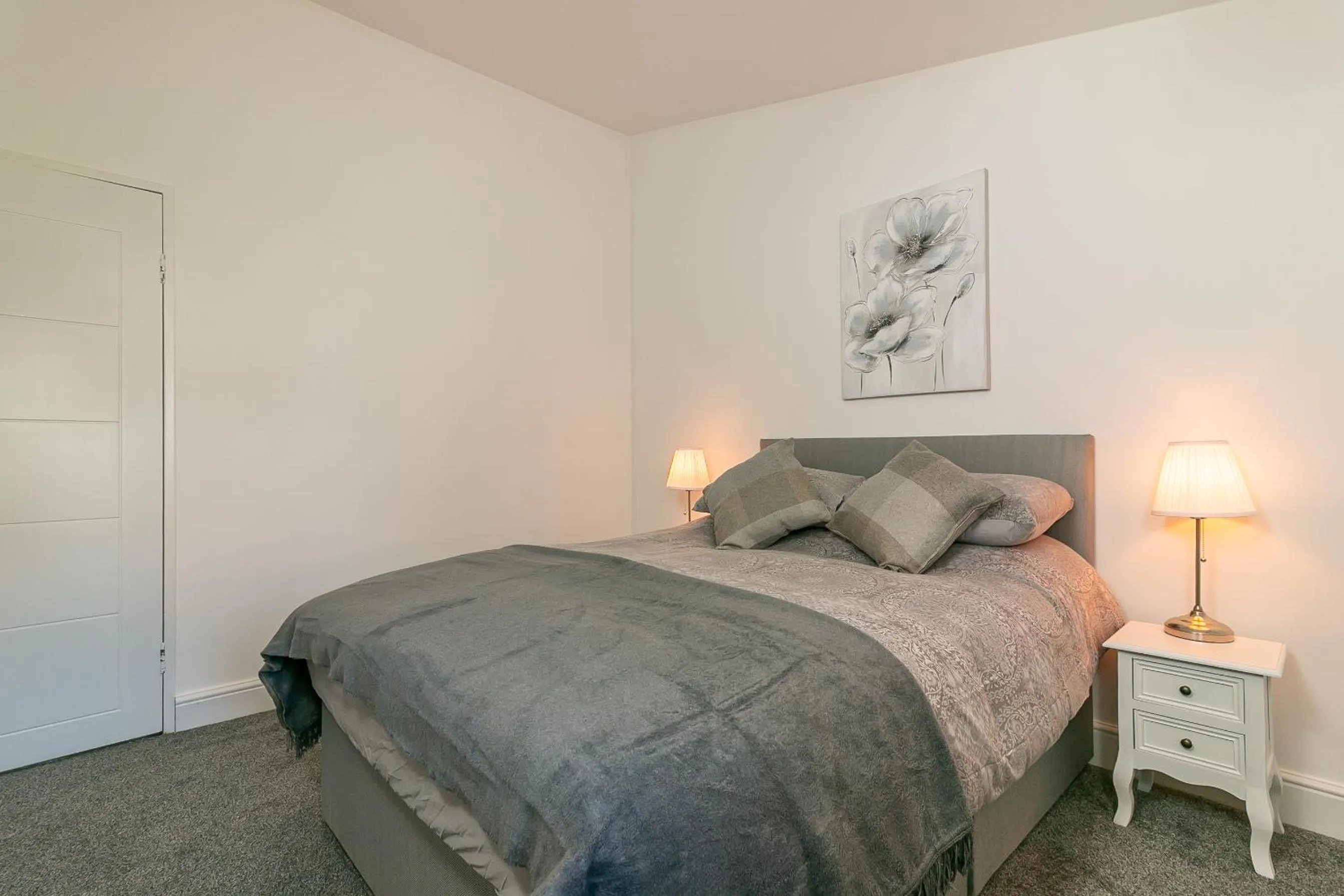 Bedroom, Bed in Hillcrest Lodge