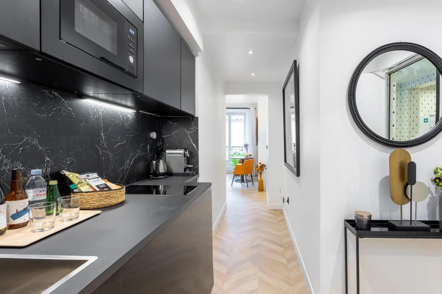 Kitchen or kitchenette in Best Stay Jeuneurs