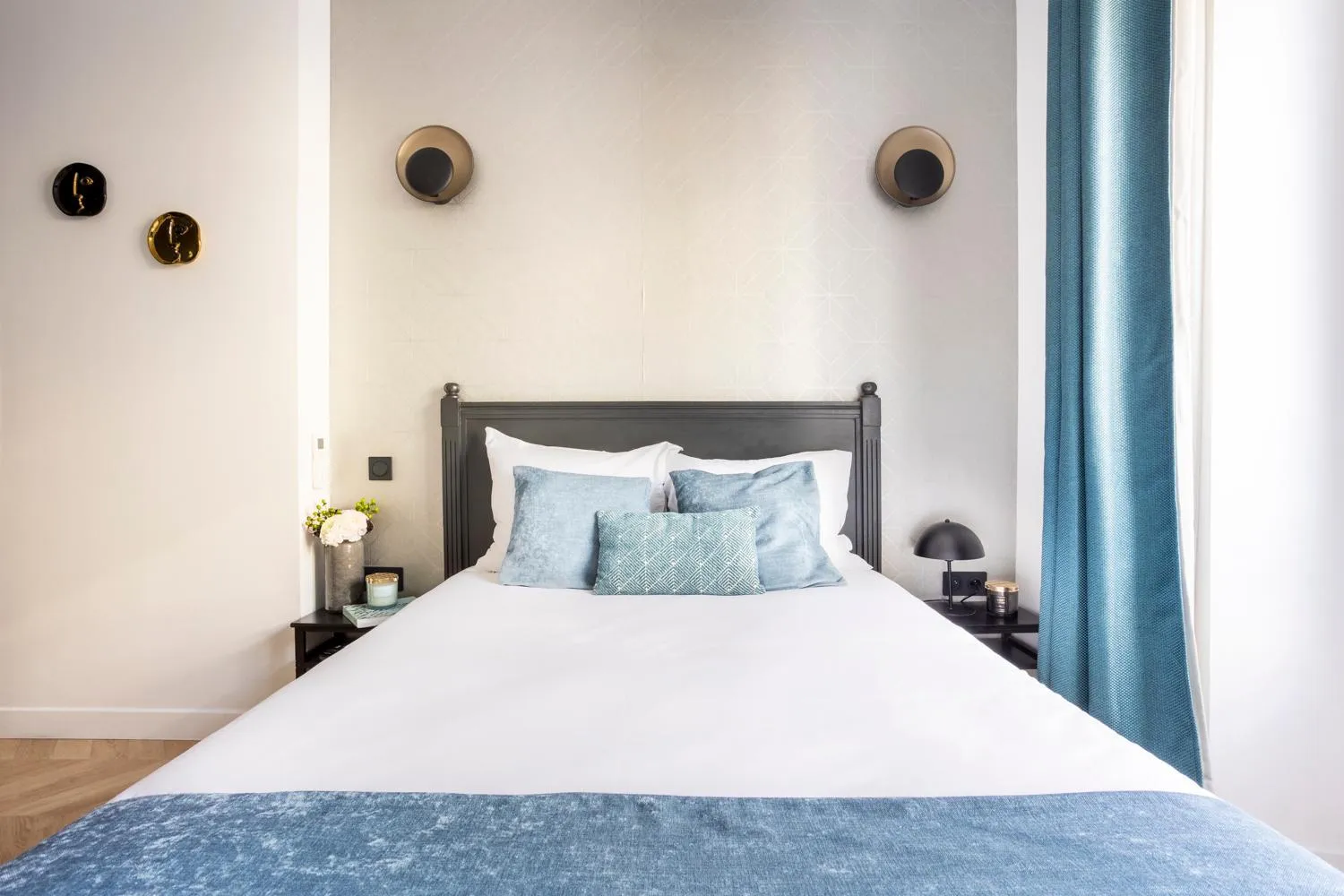 Bed in Best Stay Jeuneurs