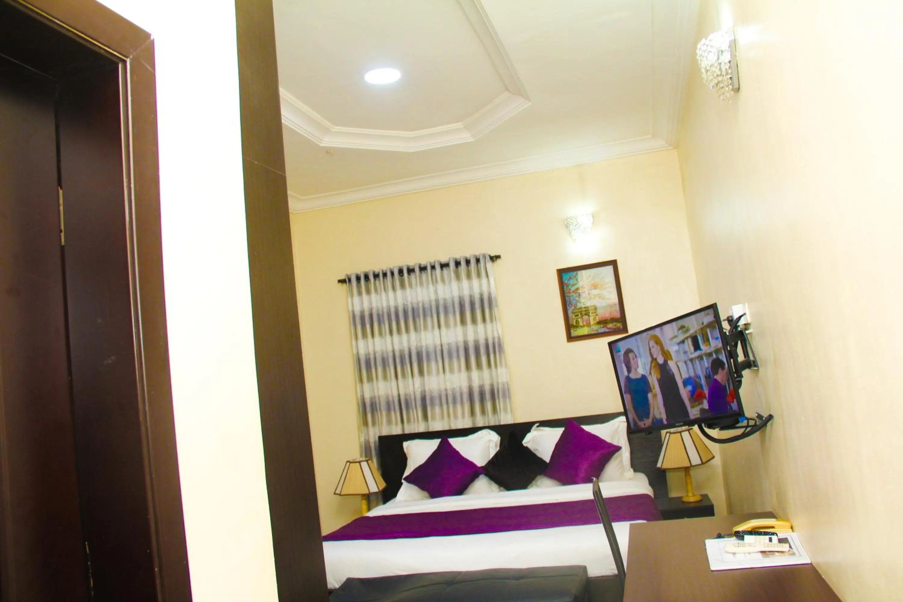 Bed in J Gibson Hotel