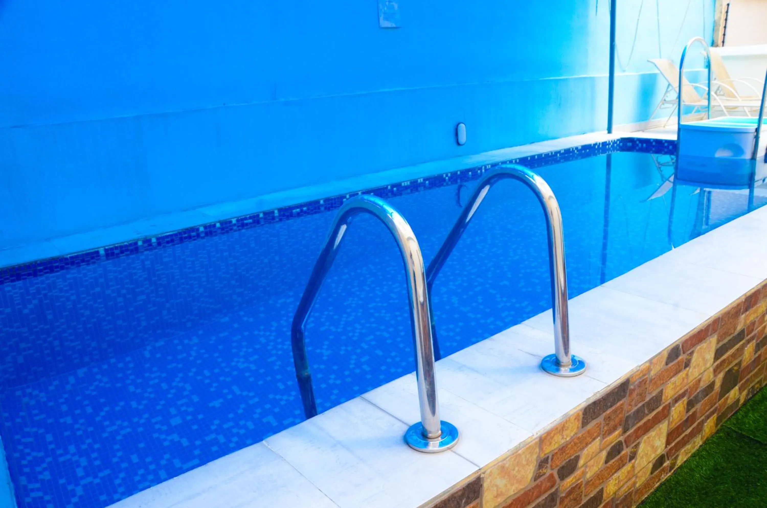 Swimming pool in J Gibson Hotel