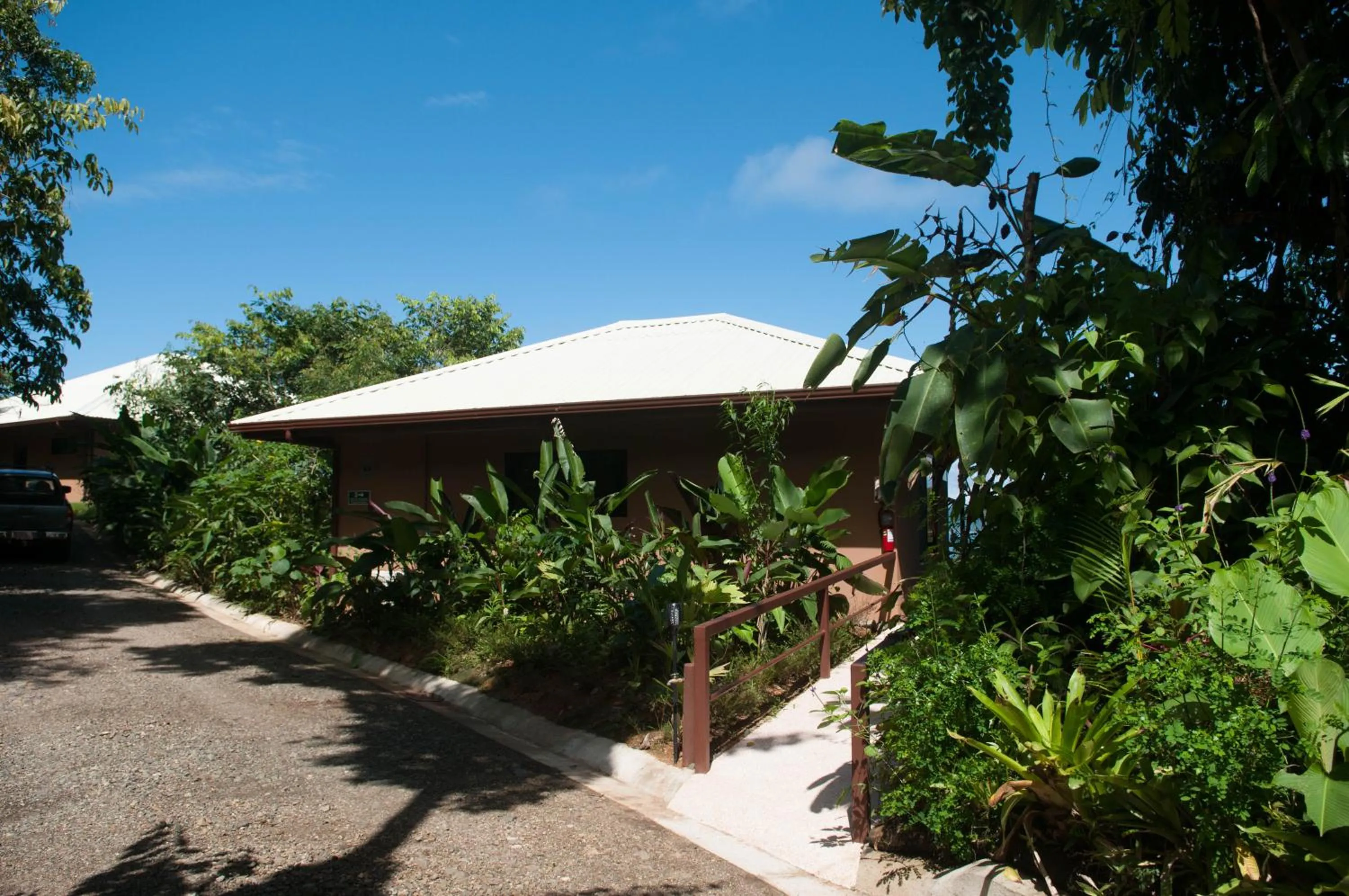 Property building in Drake Bay Greenleaf