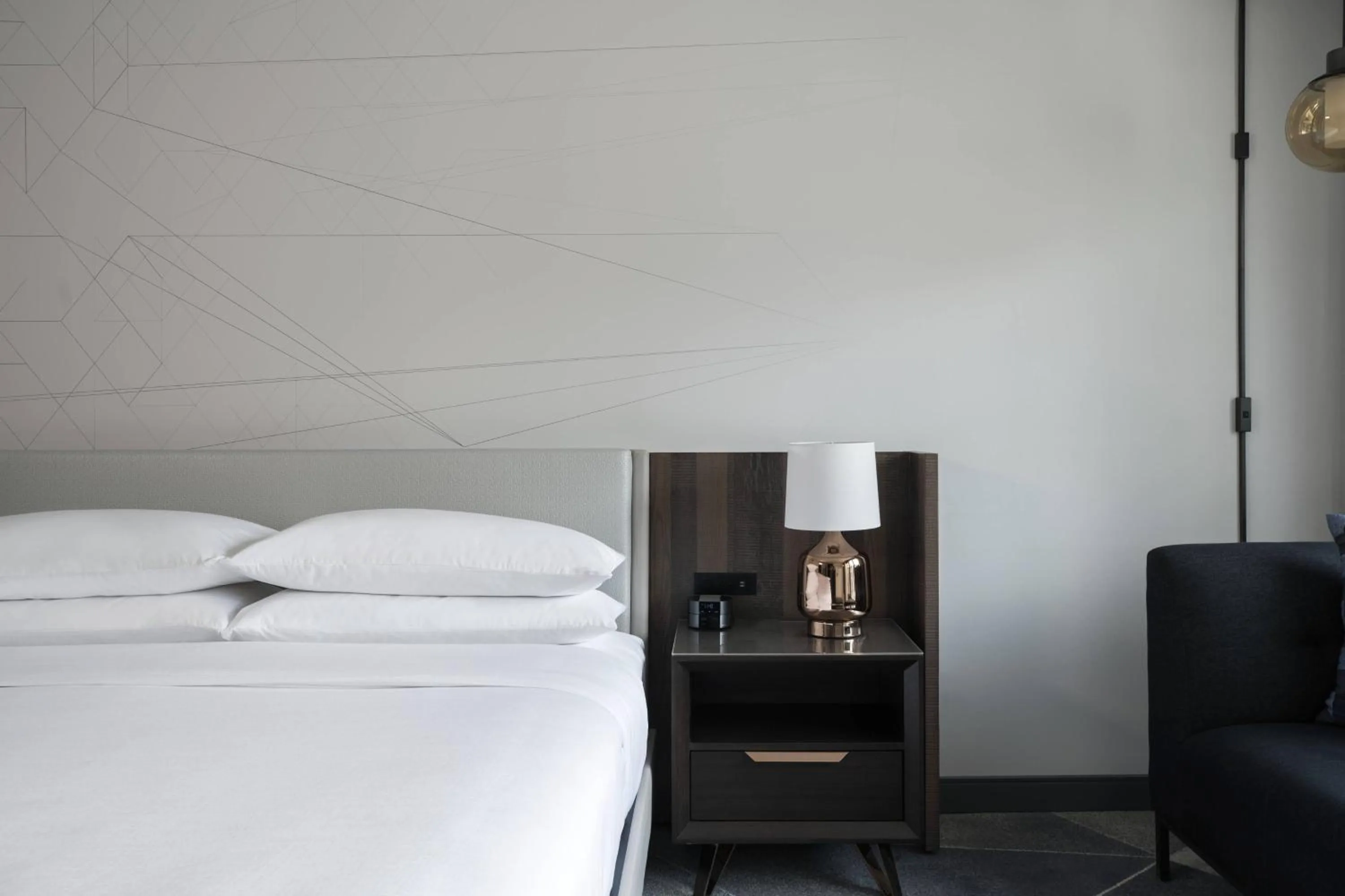 Photo of the whole room, Bed in Philadelphia Marriott Old City