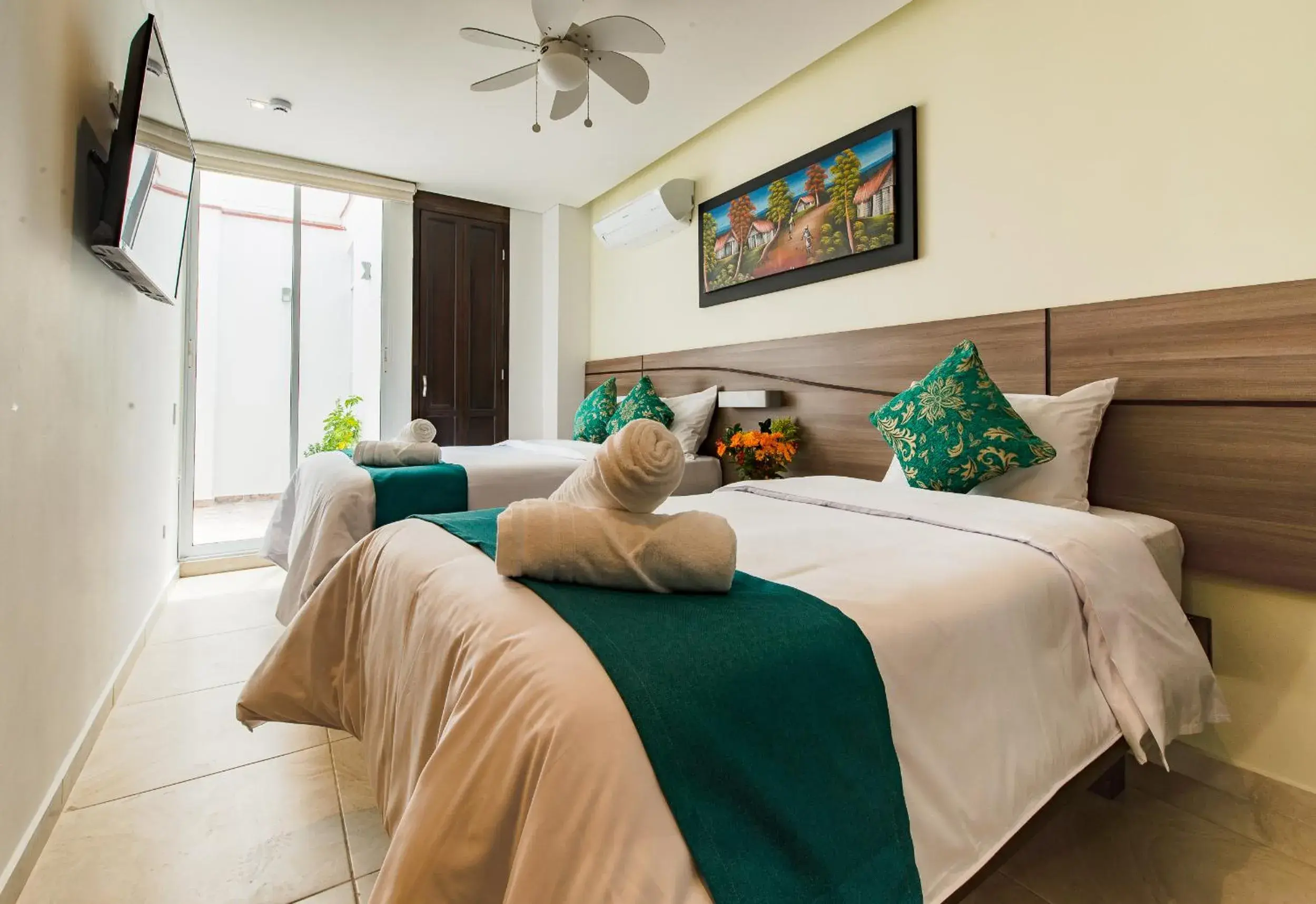 Family Suite in Hotel Boutique Marbore Family Suite in Hotel Boutique Marbore