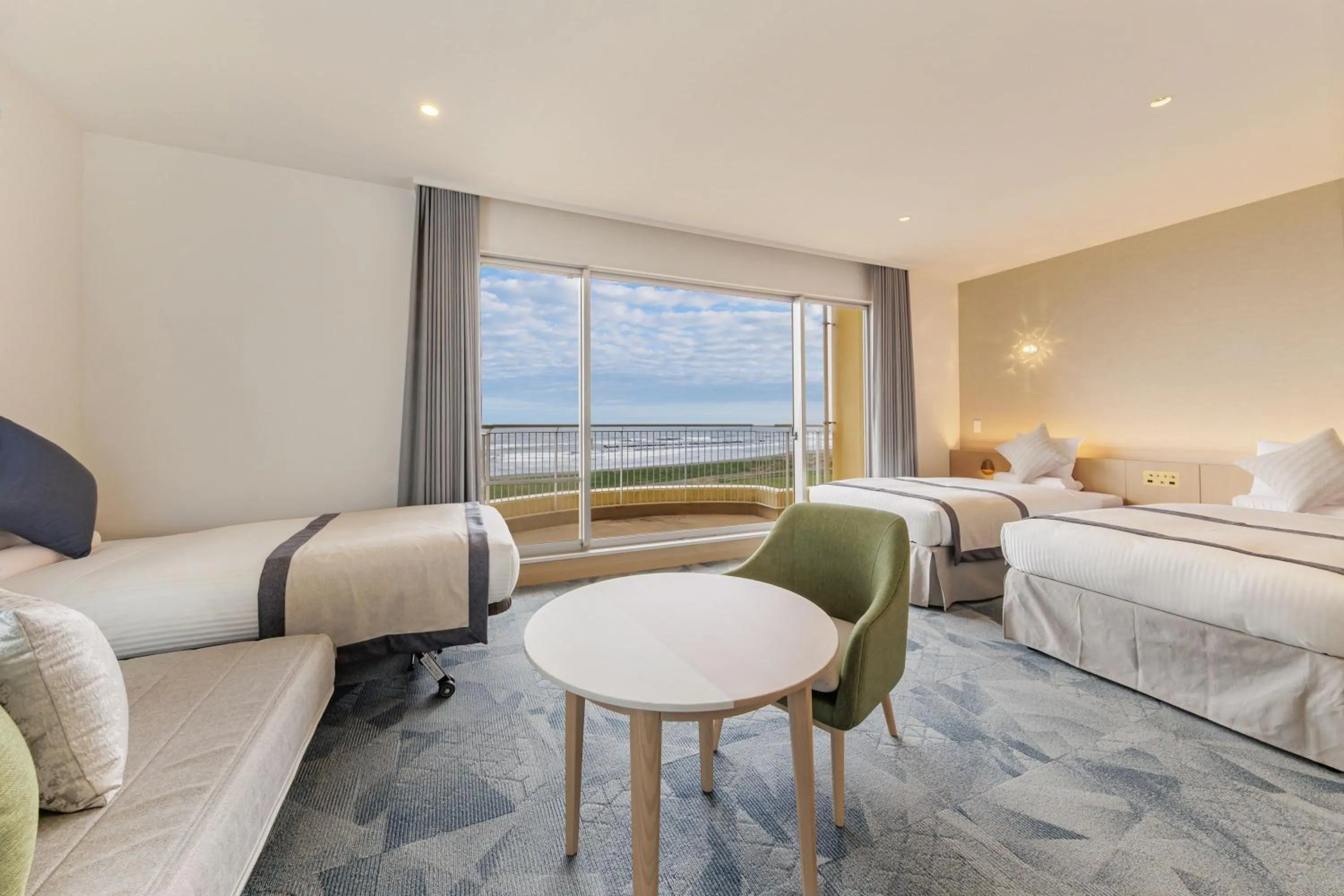 Photo of the whole room, Bed in KAMENOI HOTEL Kujukuri