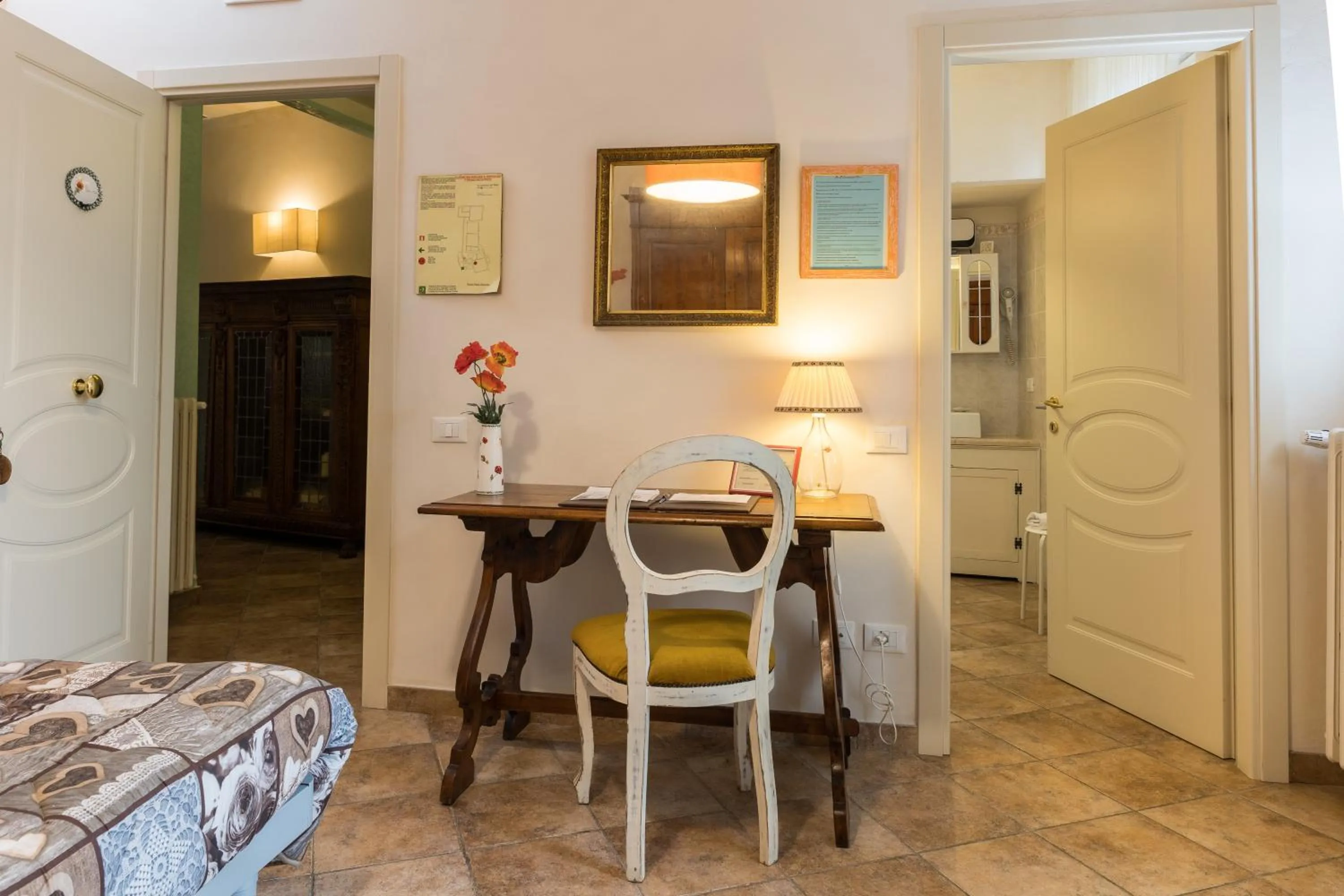 Photo of the whole room, Bed in Locanda dei Fiori