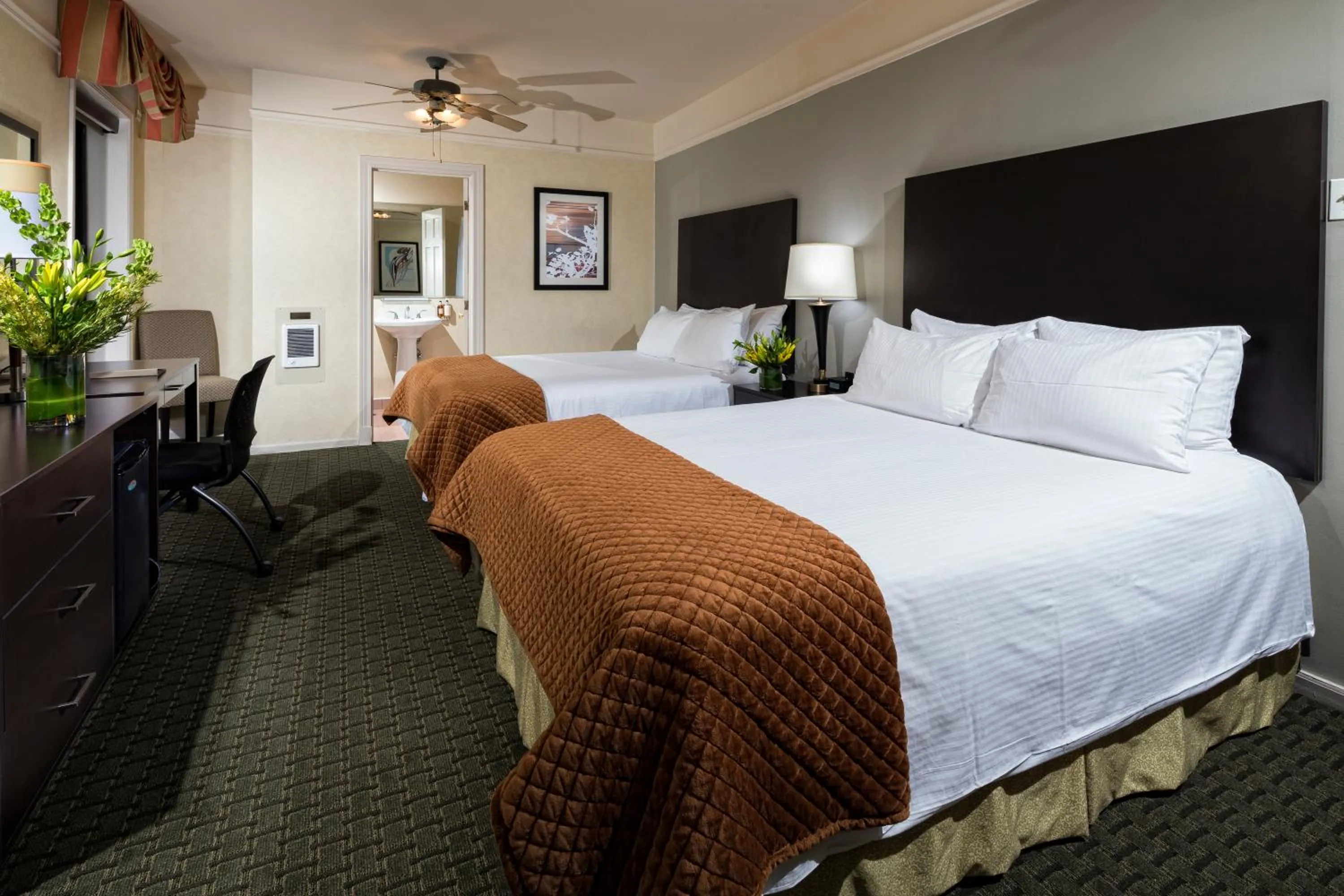 Bed in The Willows Hotel