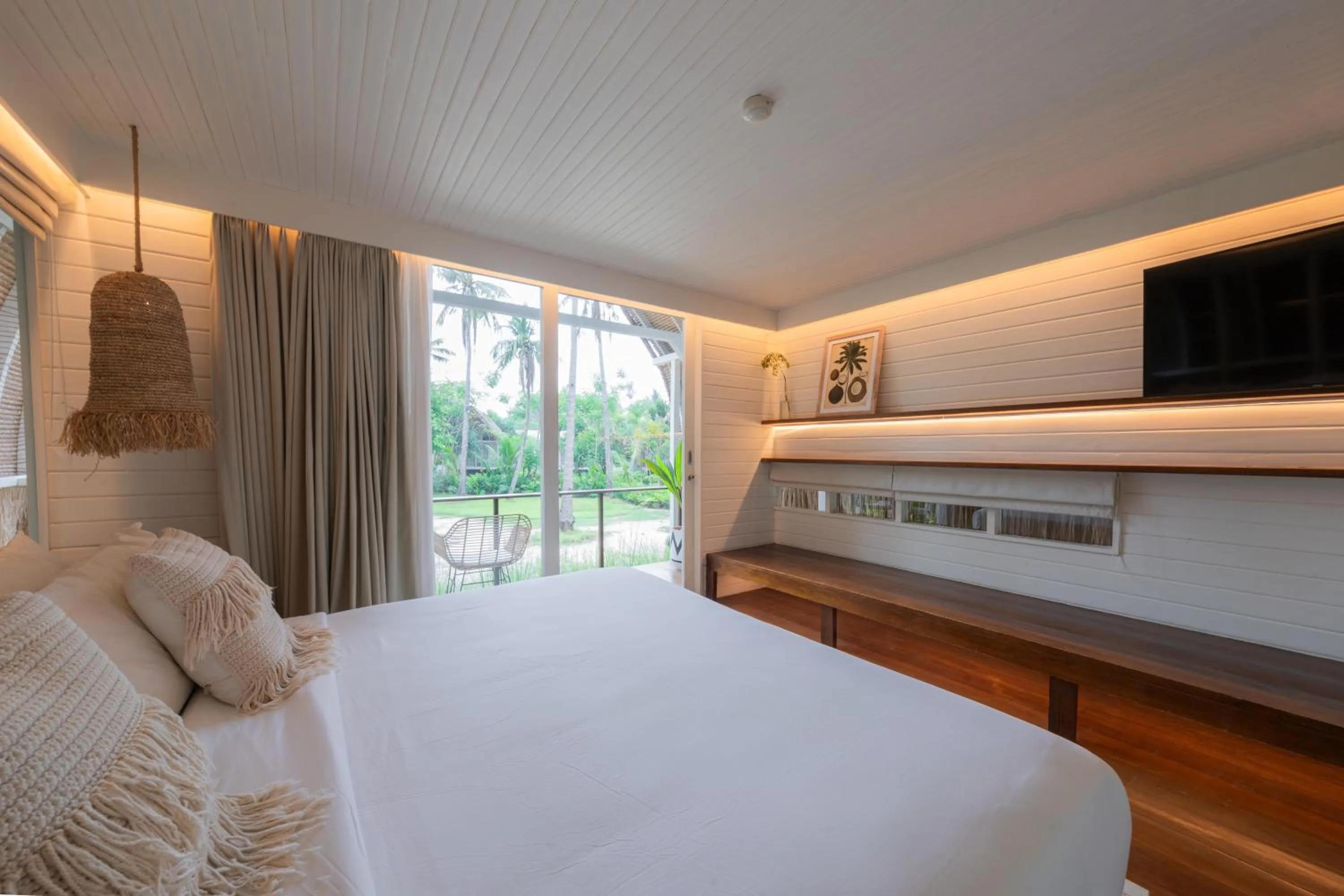 Seating area, Bed in Hotel Lumi Gili Trawangan