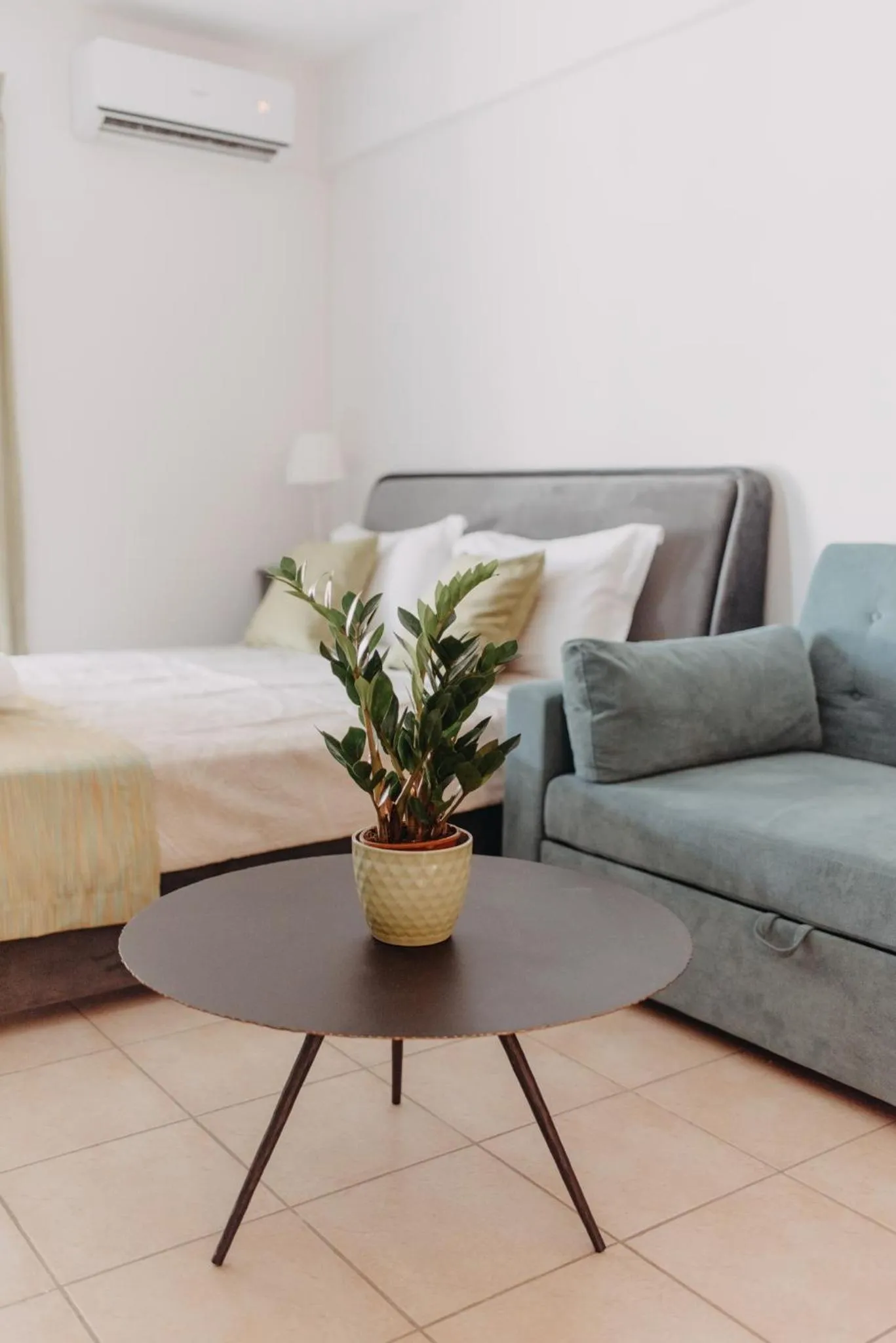 Bedroom, Bed in Best House, Nirvana II, Patra