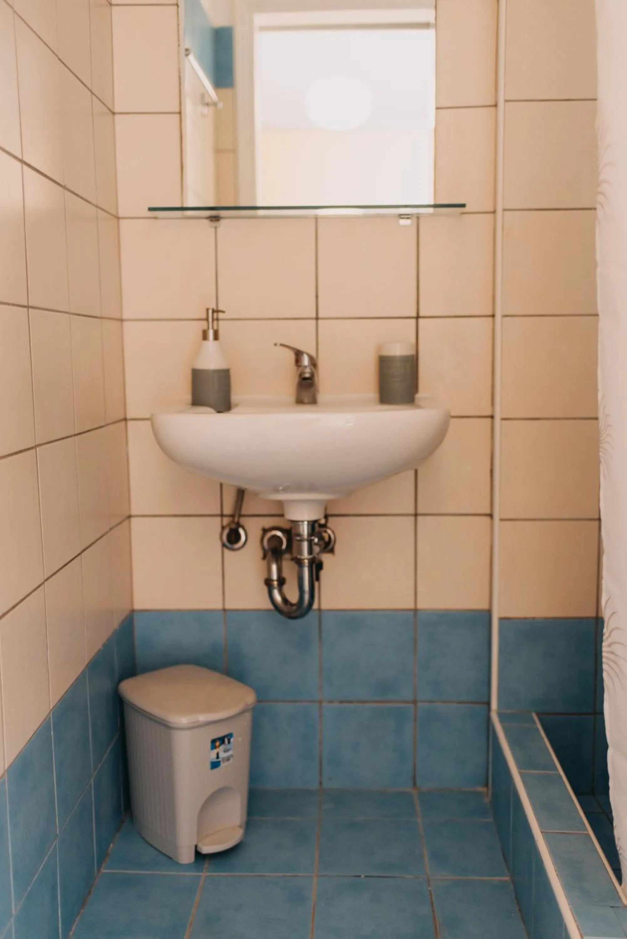 Bathroom in Best House, Nirvana II, Patra