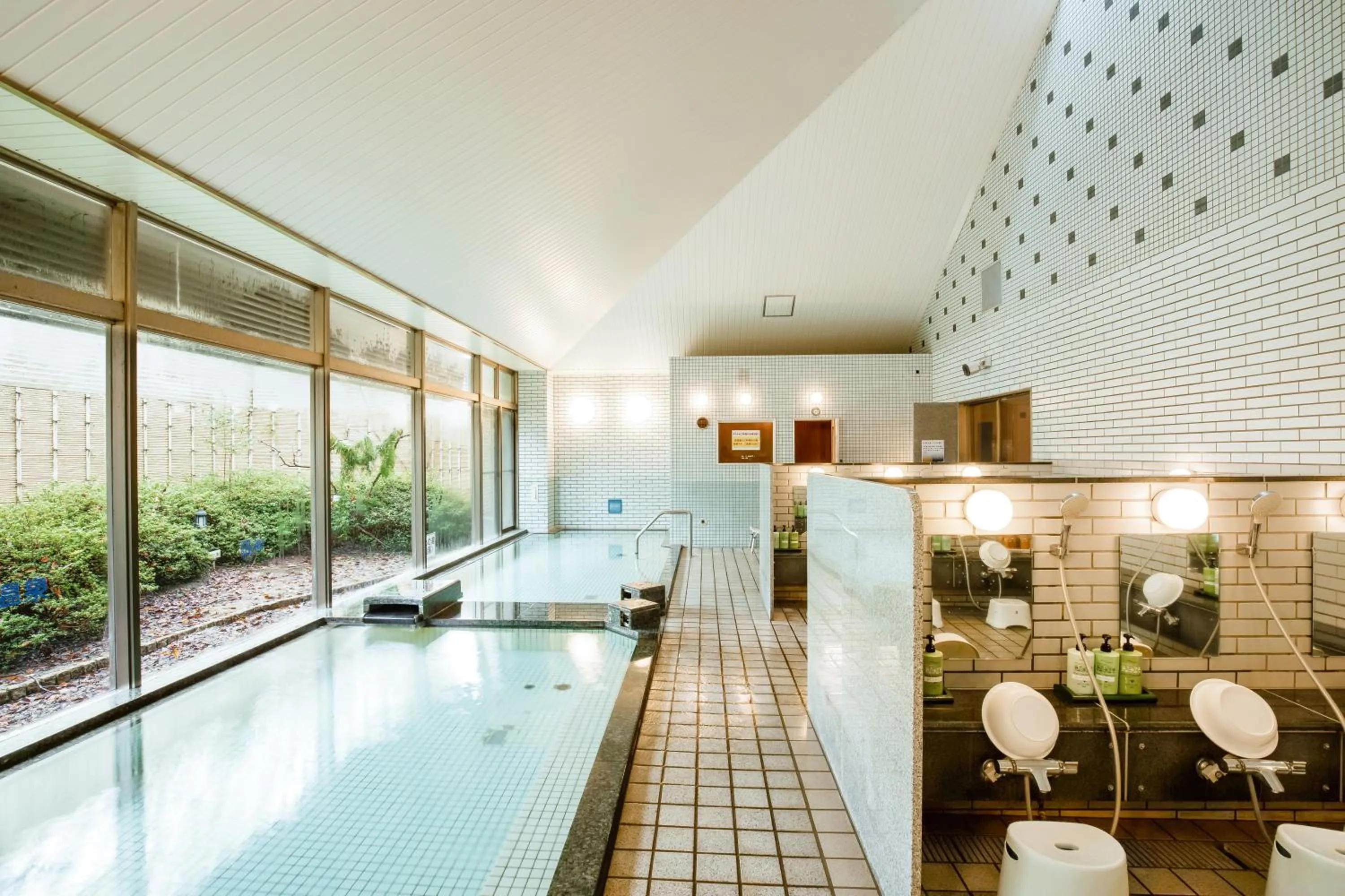 Hot Spring Bath in KAMENOI HOTEL Kanonji